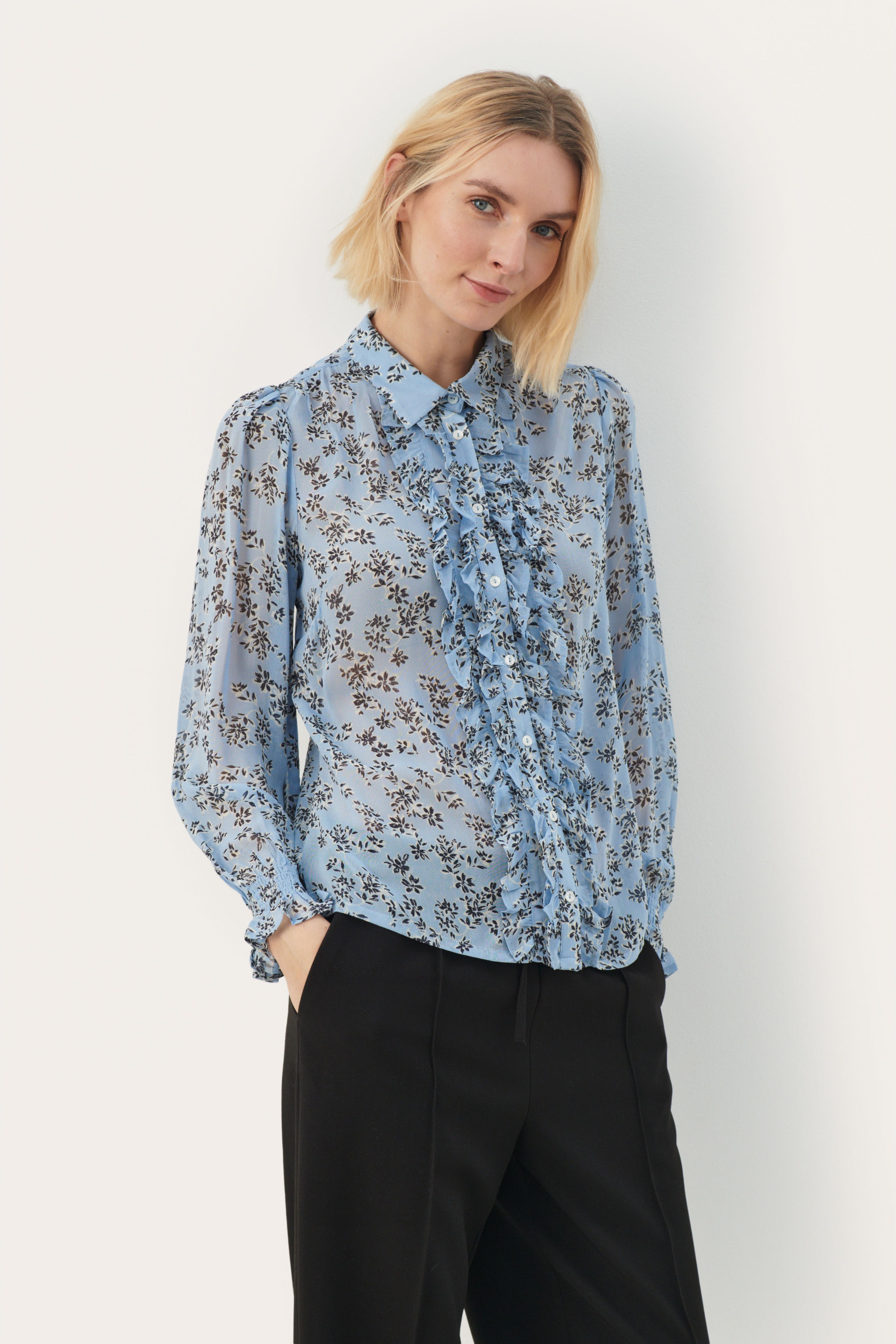 EibritPW Shirt with frills LOOKBOOK FRONT 30308411-302738