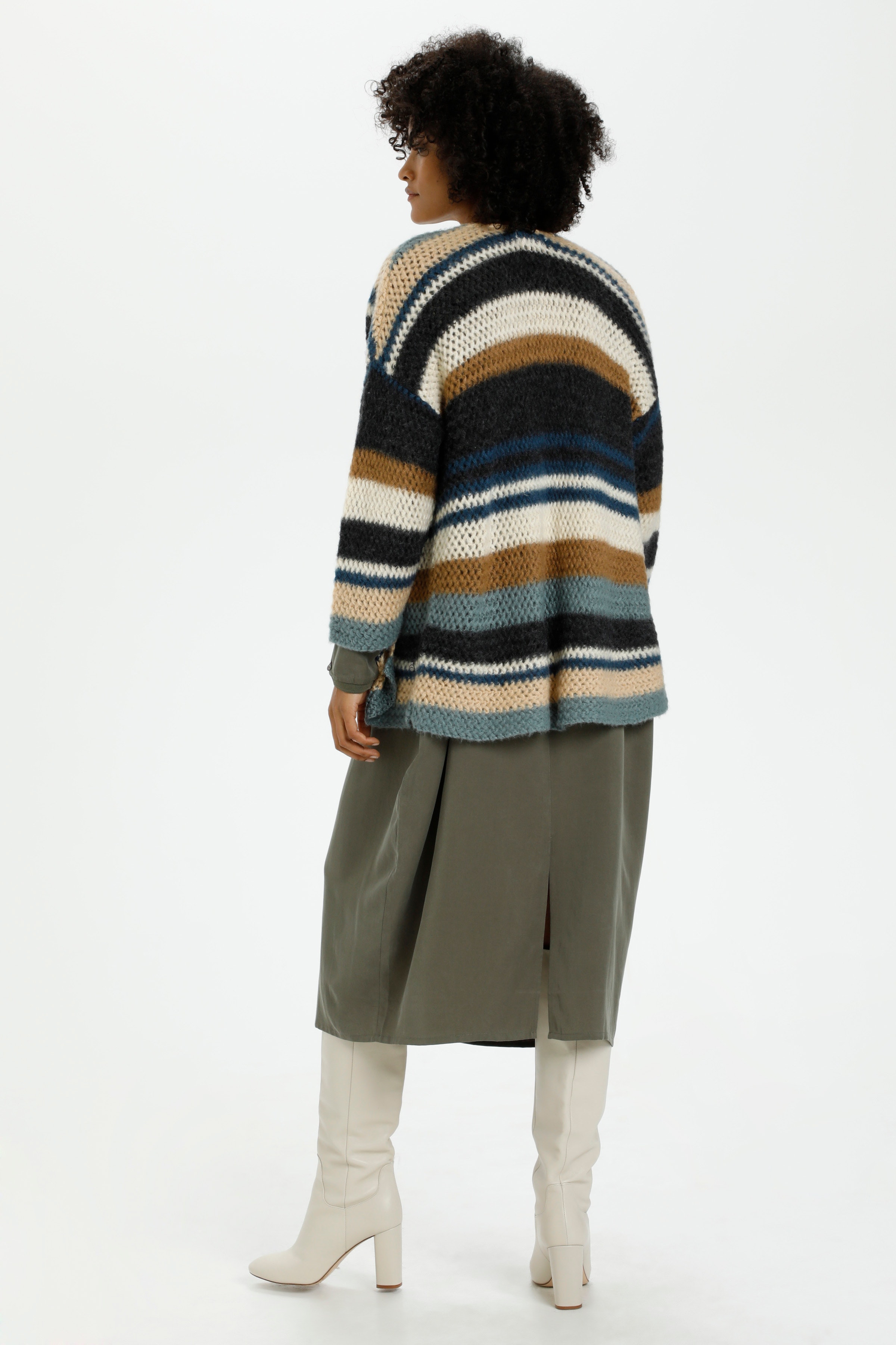 CRRobertine Stickad cardigan LOOKBOOK BACK 10608636-101774