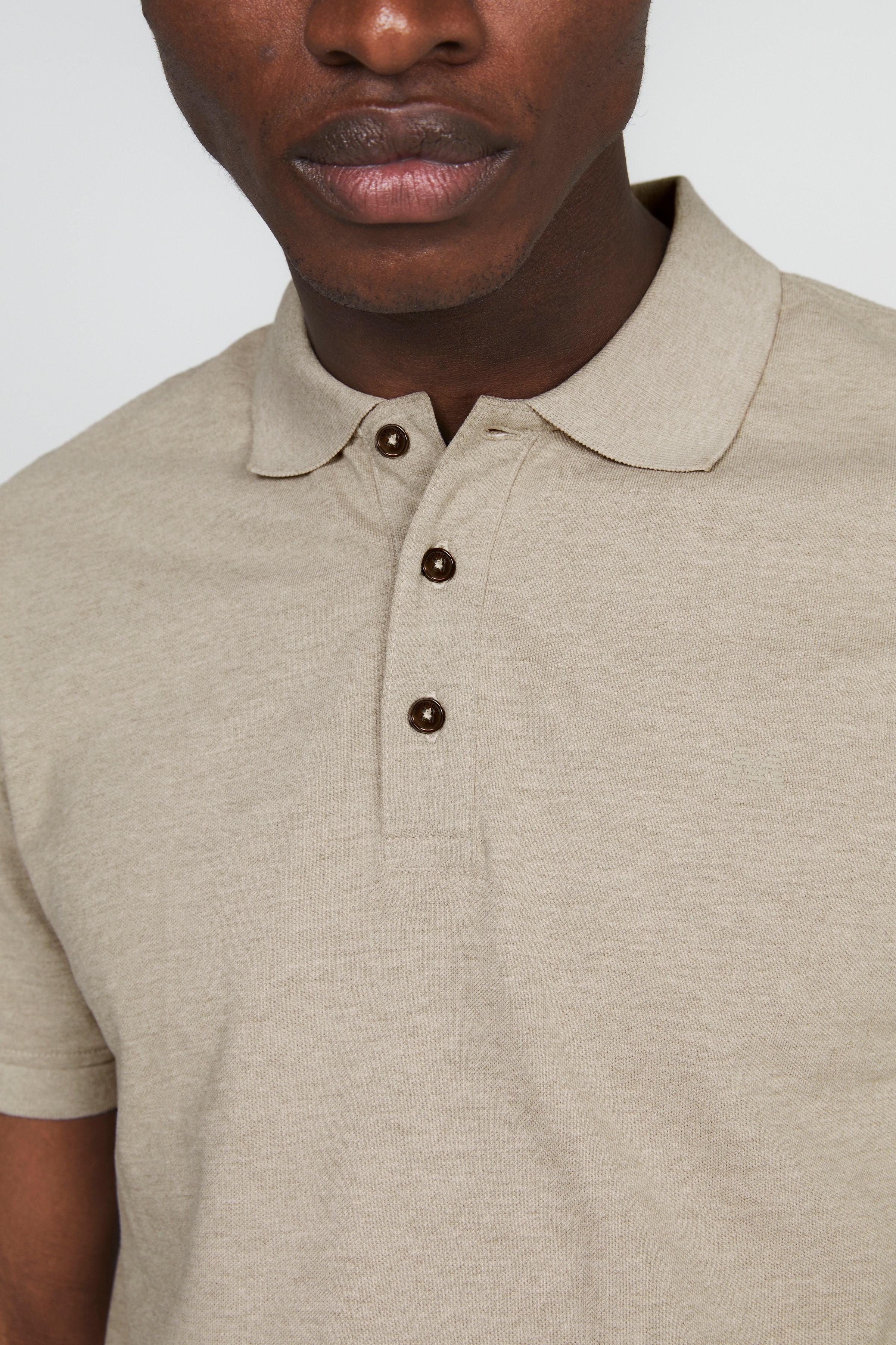 MApoleo Poloshirt LOOKBOOK DETAIL 30206461-1908201