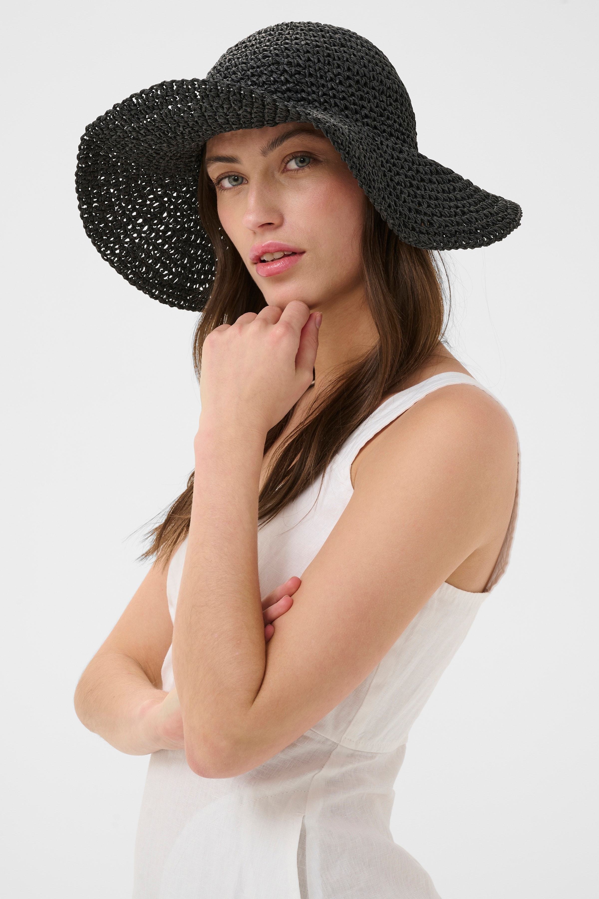 PoulinePW Hat LOOKBOOK DETAIL 30306884-194008