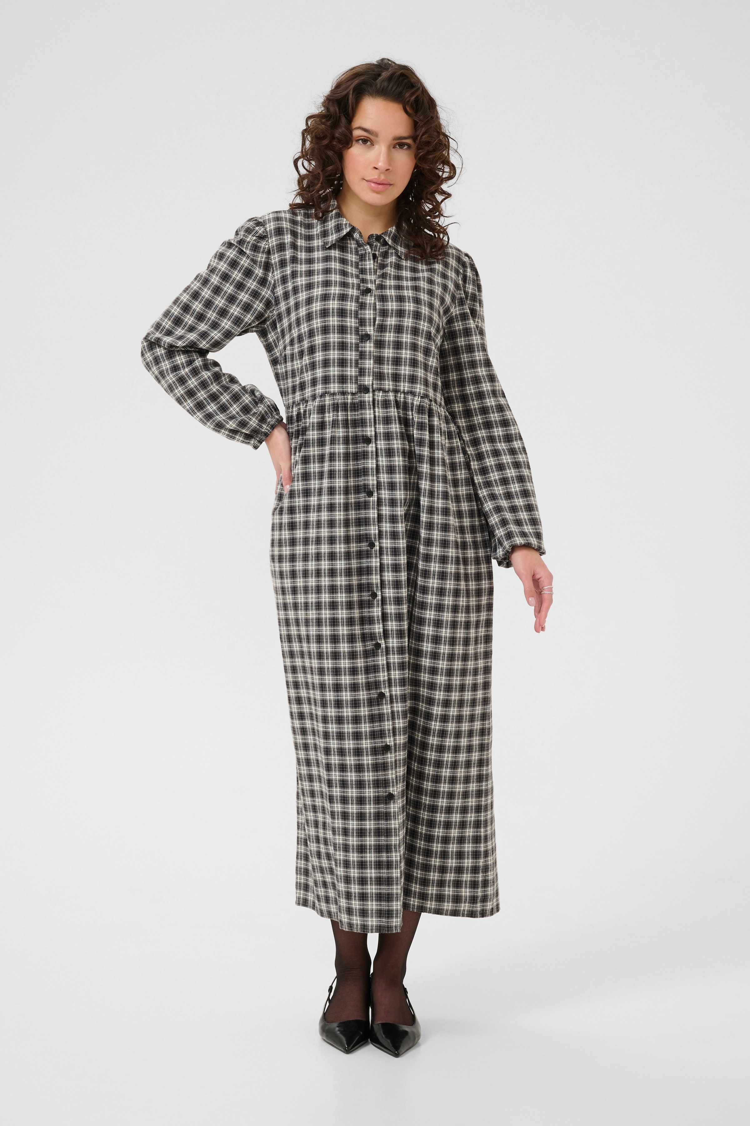 KAelna Dress LOOKBOOK FRONT 10510555-108369