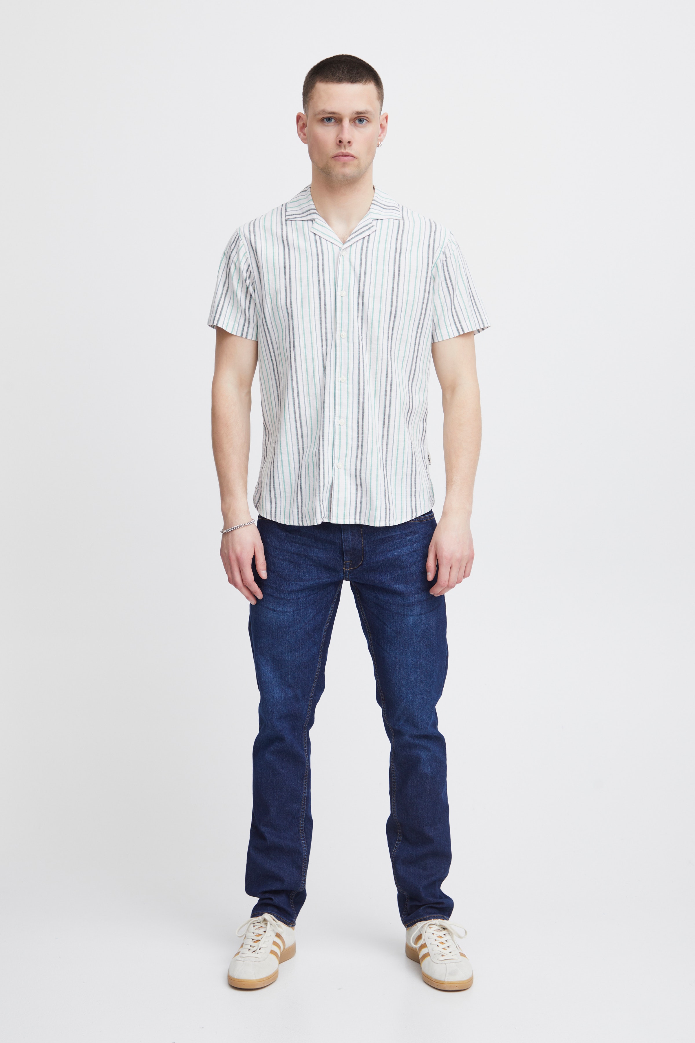 Short sleeved shirt LOOKBOOK FRONT 20716755-110602