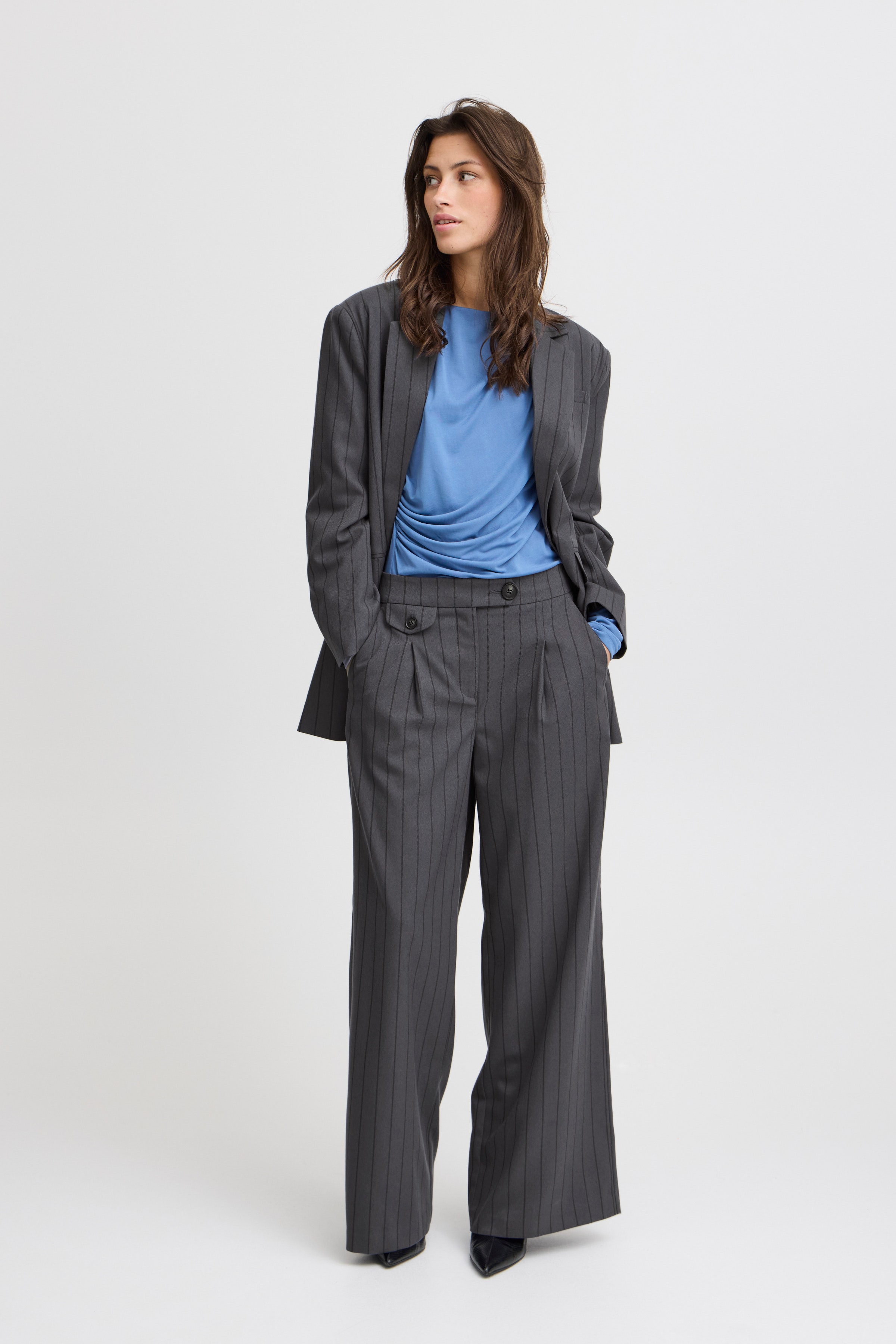 BYEFFANIA Hose LOOKBOOK FRONT 20815180-203360