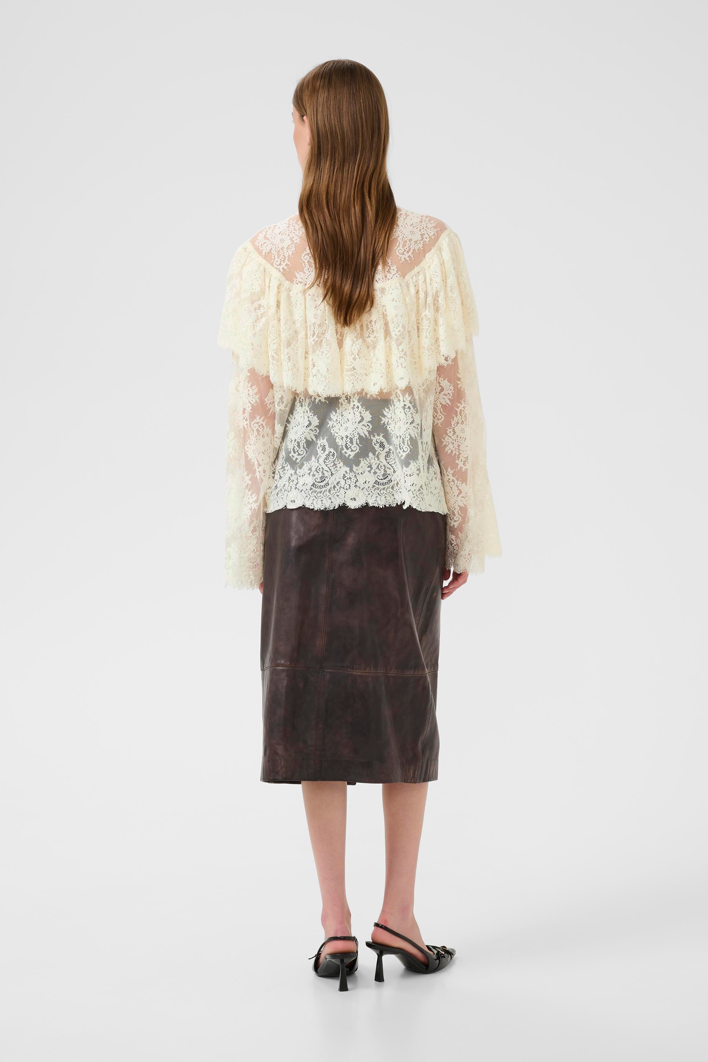 KBBridget Blouse LOOKBOOK BACK 10105640-110103