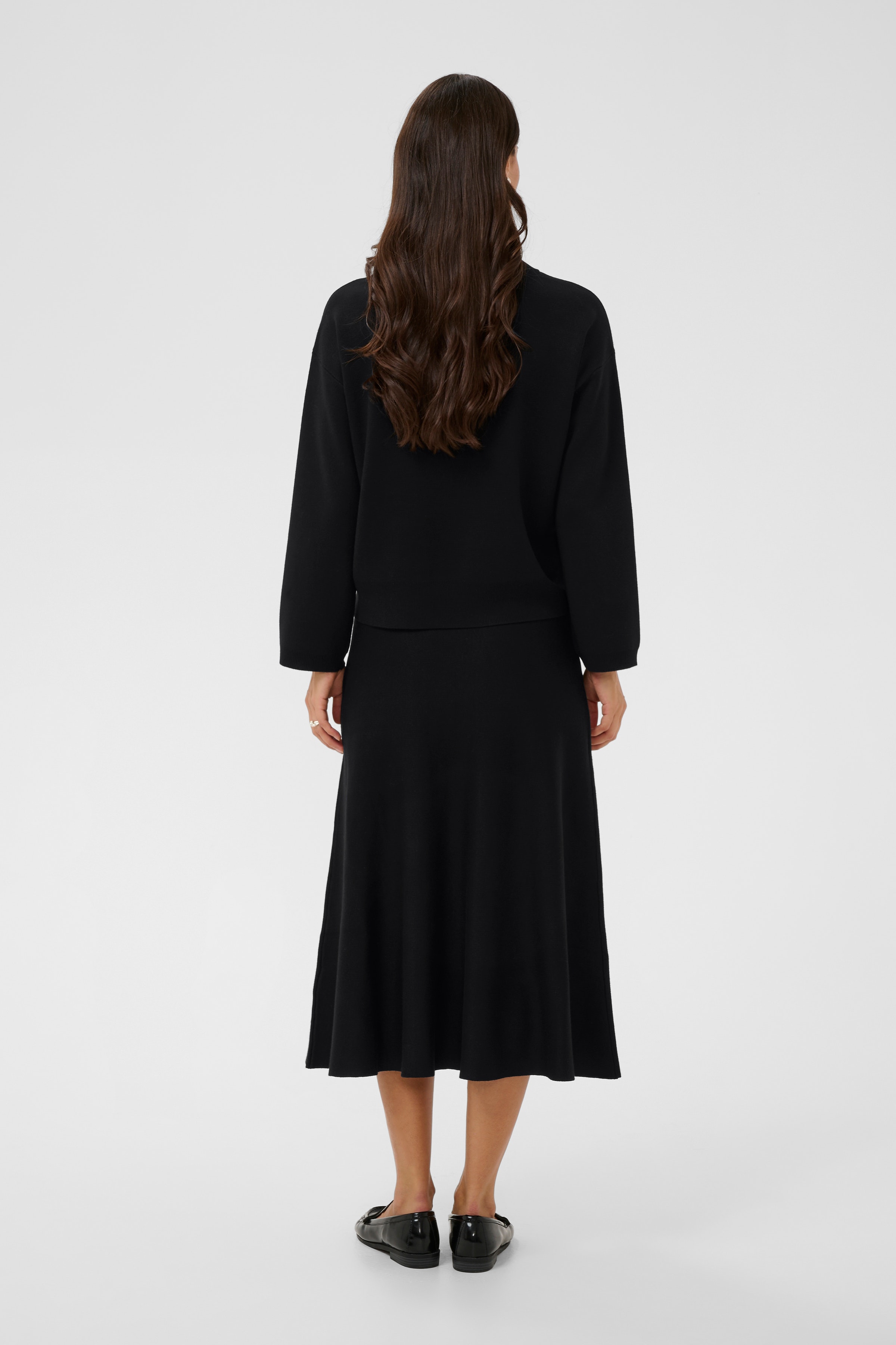 KAmalina Pullover LOOKBOOK BACK 10511110-100121