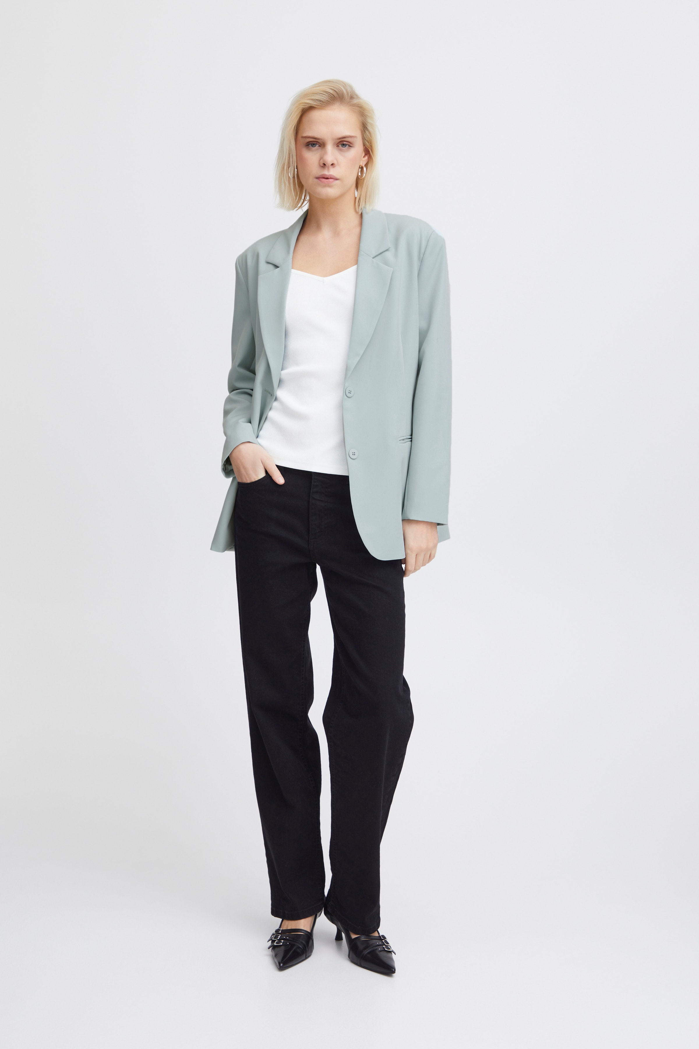 IHLEXI Blazer LOOKBOOK FRONT 20118548-144506