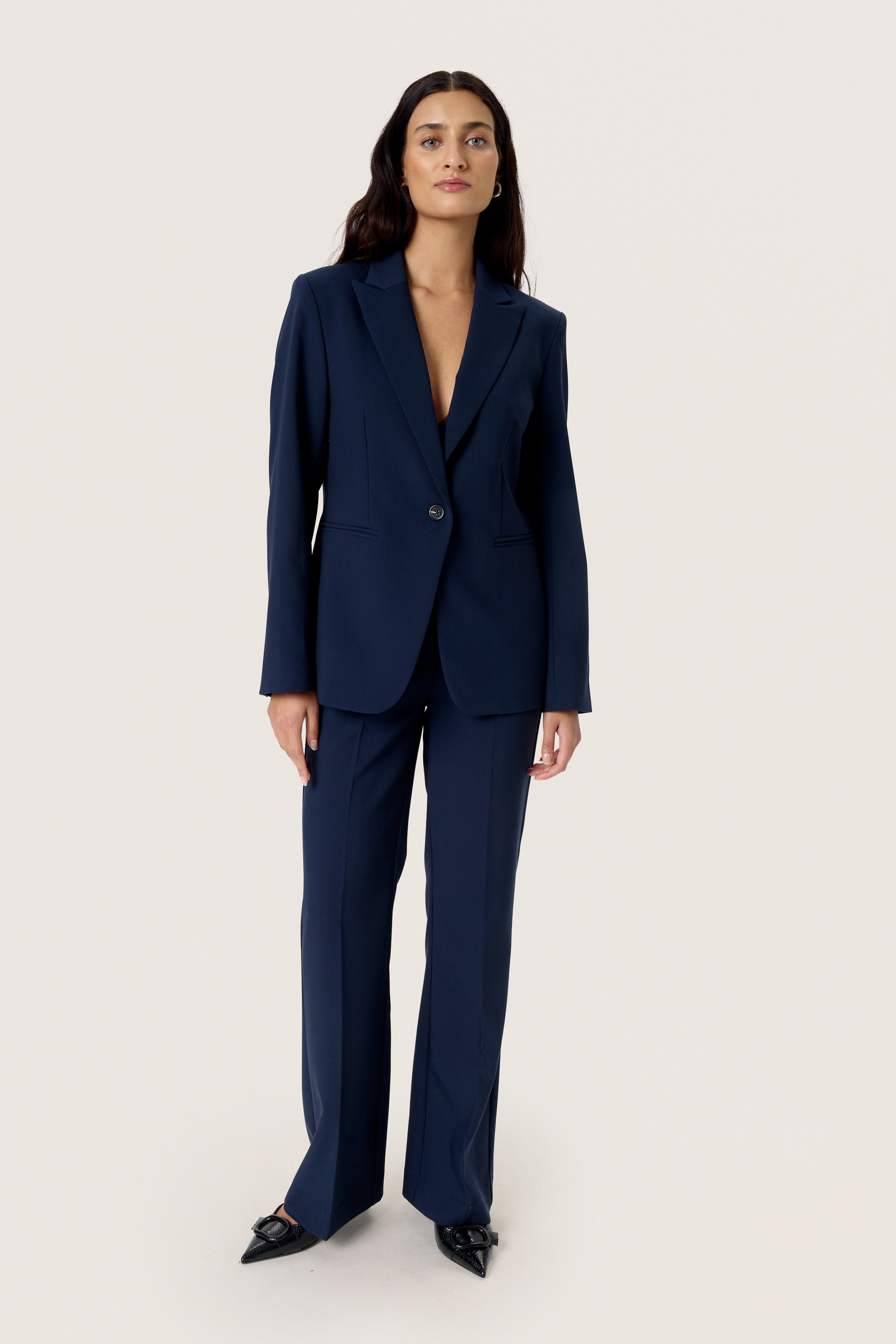 SLCorinne Blazer LOOKBOOK FRONT 30407532-193924