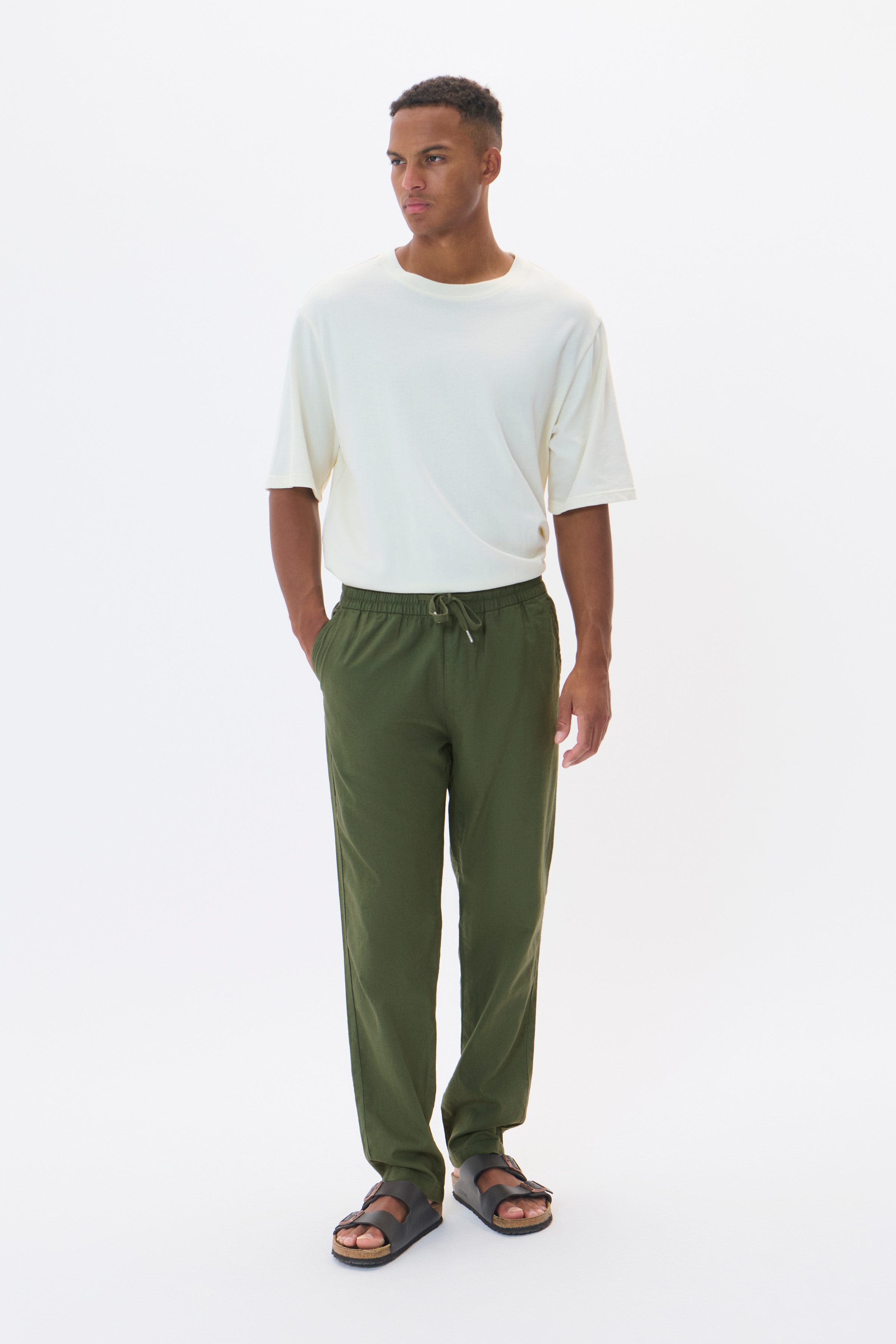 MAbarton linen trousers LOCATION NONE 30206031-190309