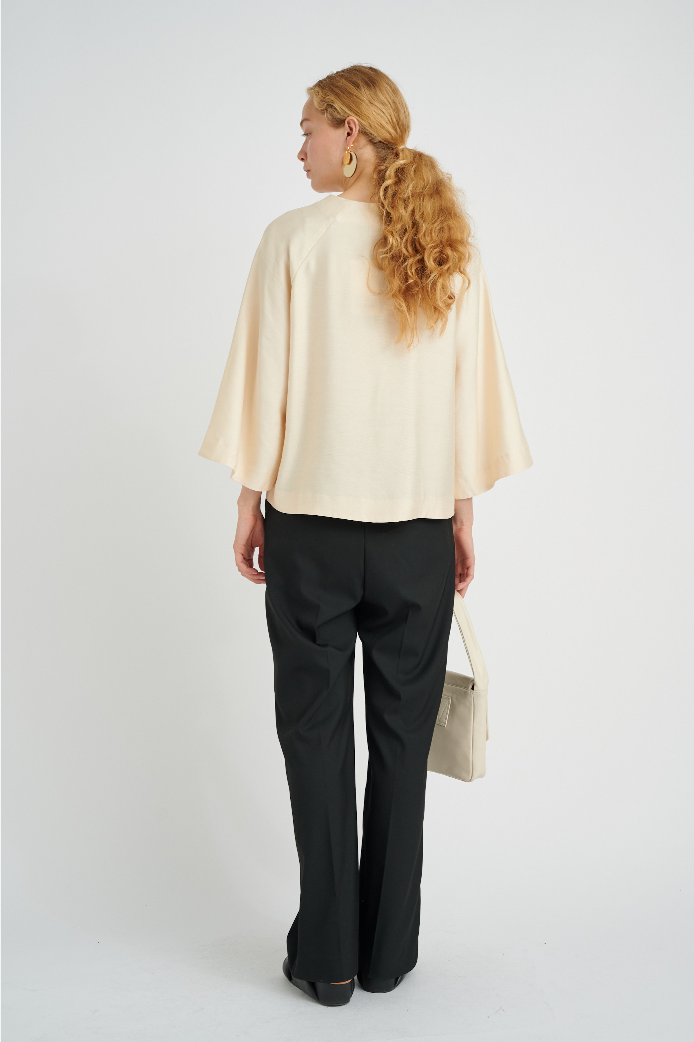 DorcasIW Blouse LOOKBOOK BACK 30108139-120000