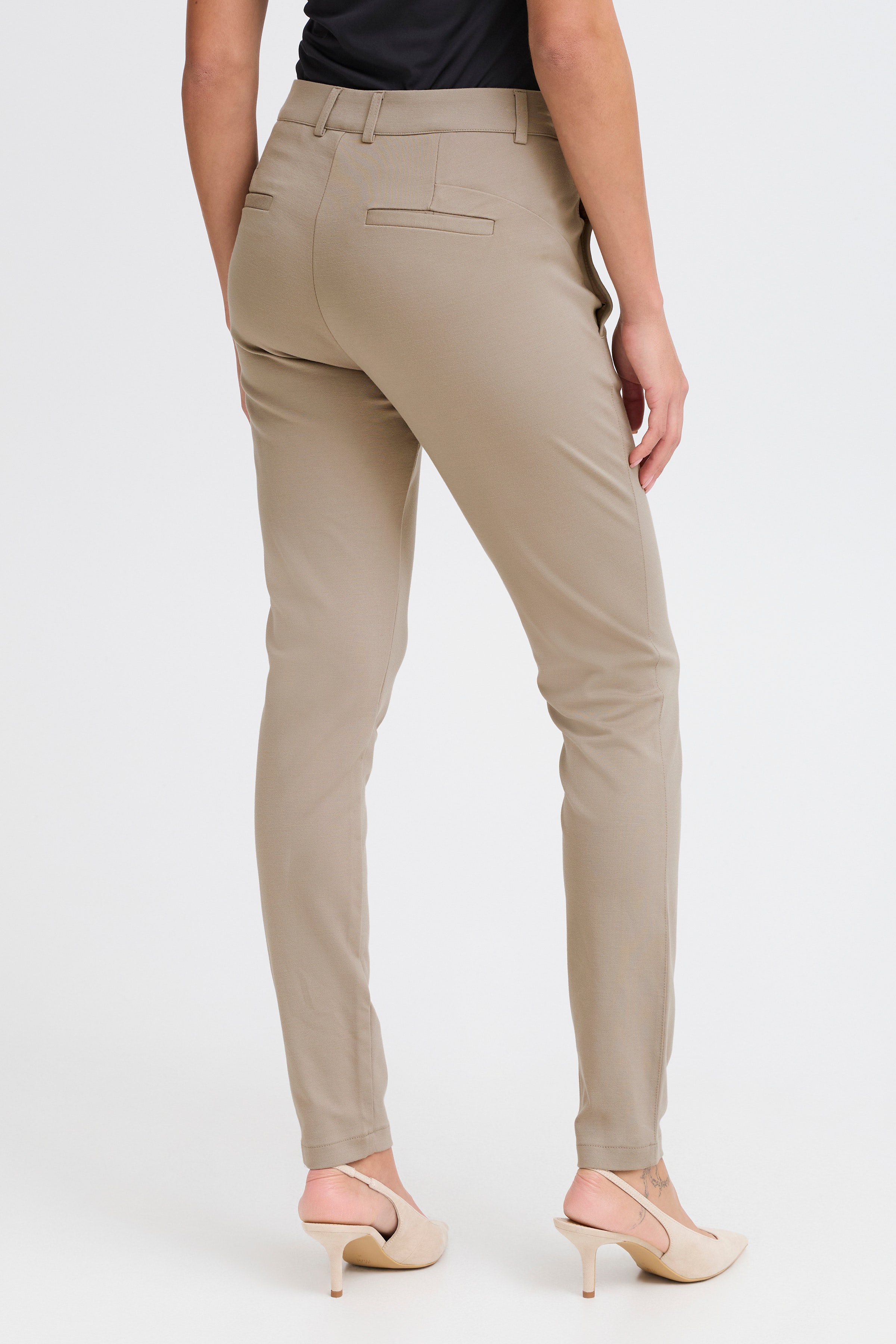 FRLANO Trousers LOOKBOOK FRONT 20610830-181110