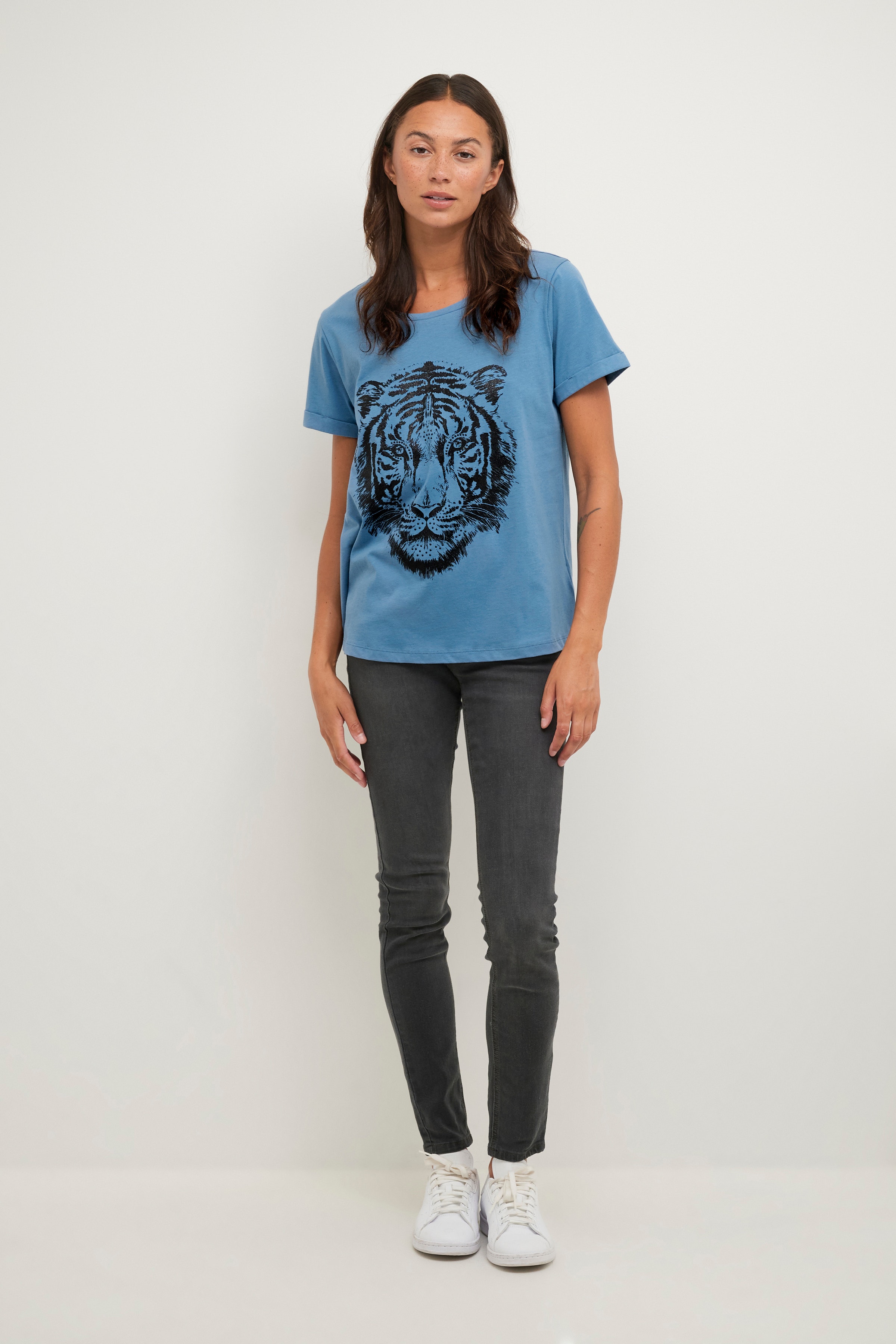 CRTris T-shirt LOOKBOOK FRONT 10610815-103948