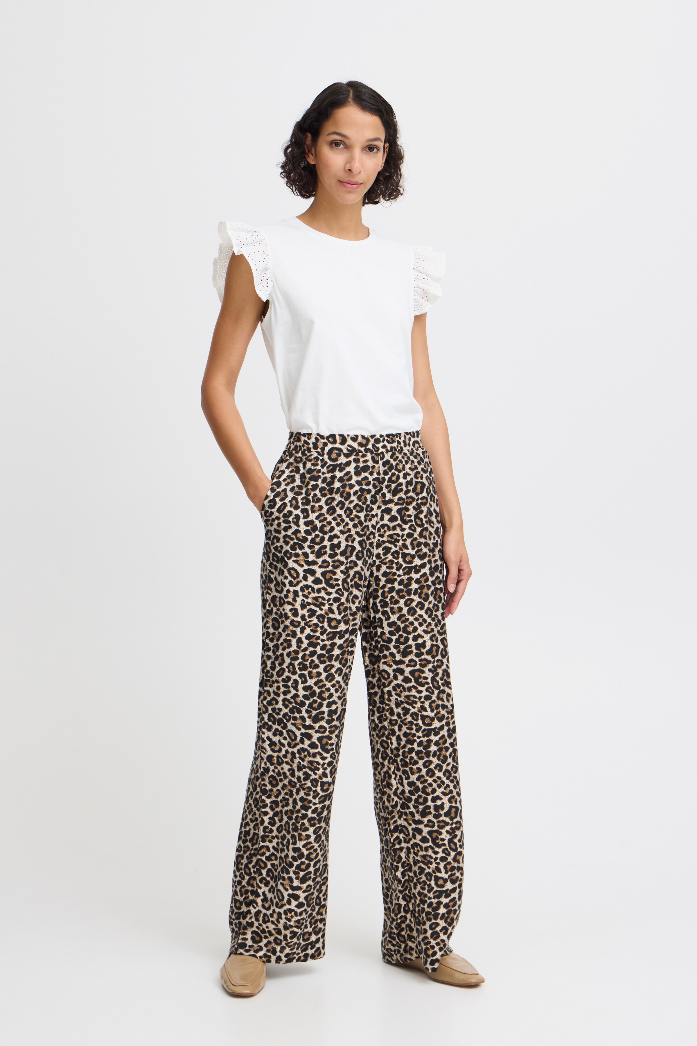 Casual Hose LOOKBOOK FRONT 20816142-202189