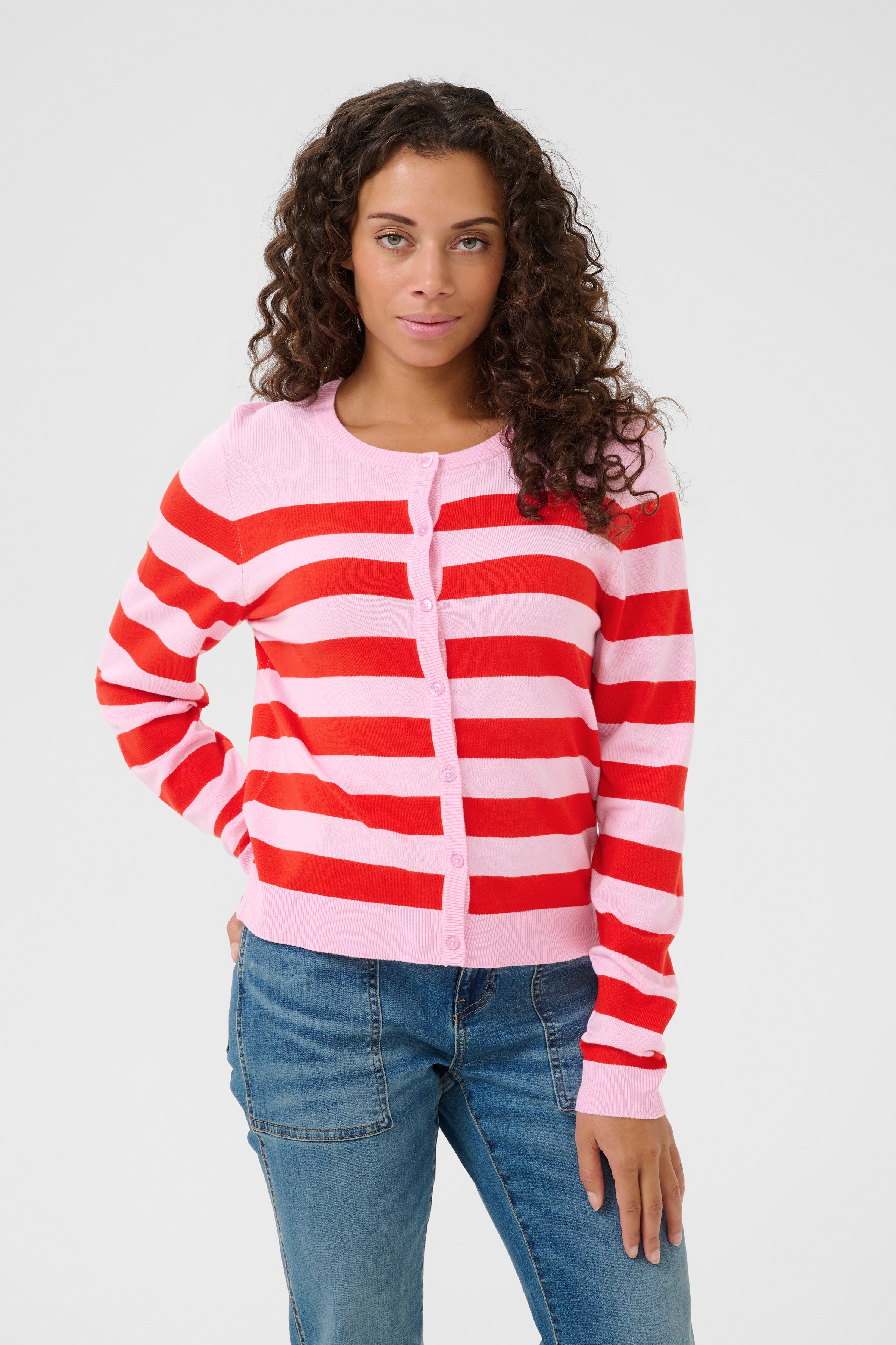 CUsabi Cardigan LOOKBOOK FRONT 50111603-107319