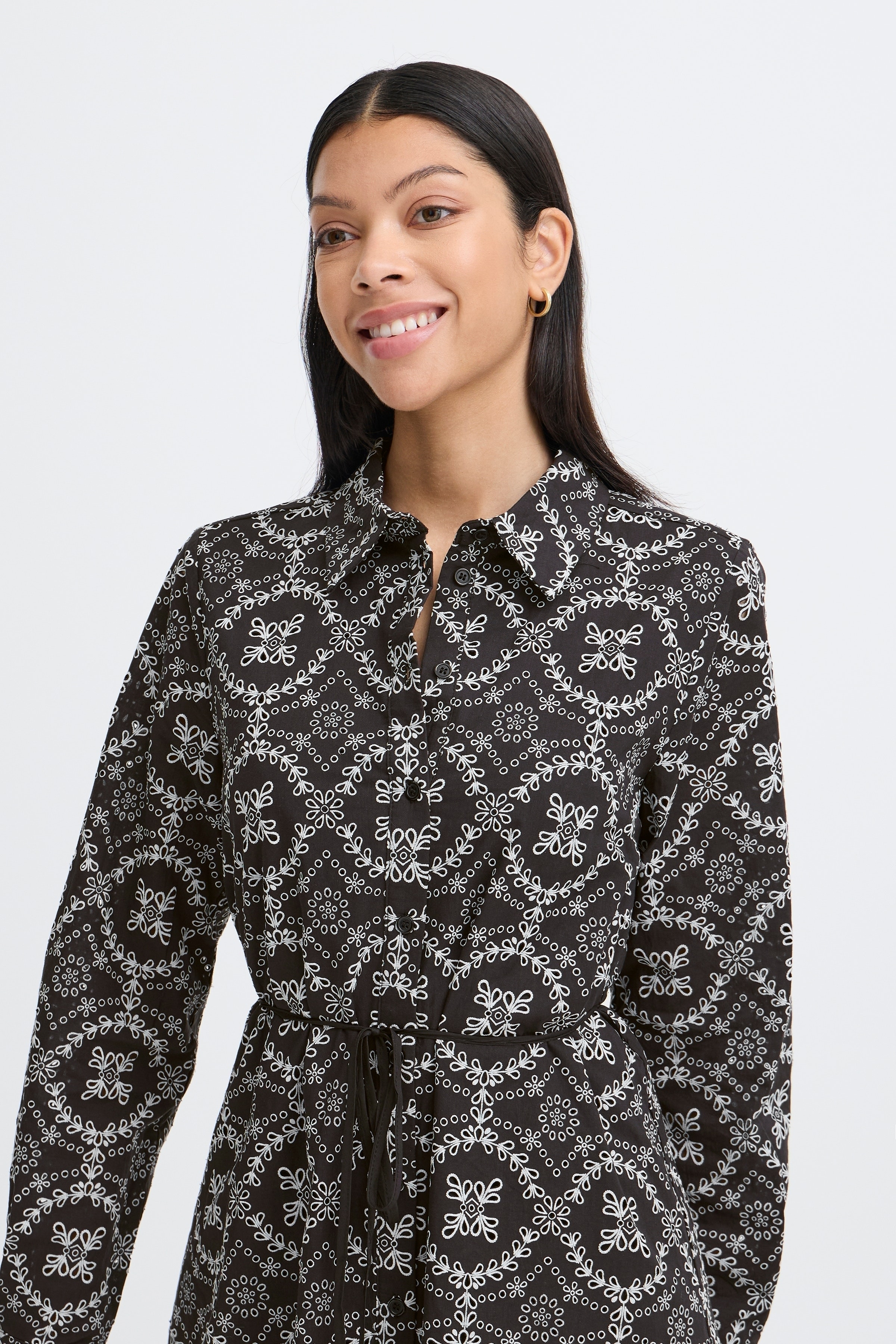 BYXHARMONIA Kjole LOOKBOOK DETAIL 20818953-900008179