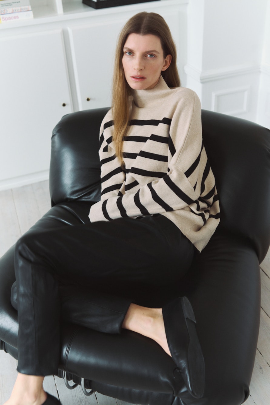 TenleyIW Turtleneck Pullover LOCATION NONE 30106490-301506