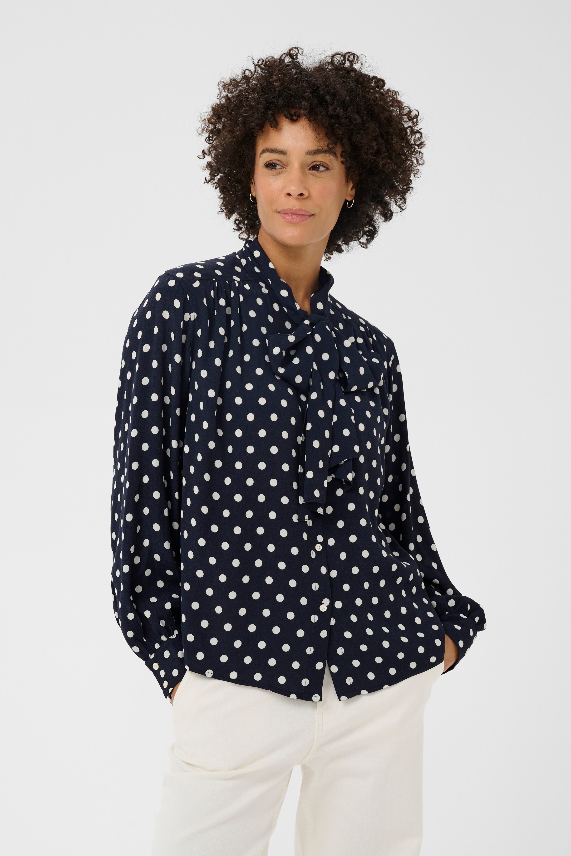 YaninaPW Blouse LOOKBOOK FRONT 30310737-305251