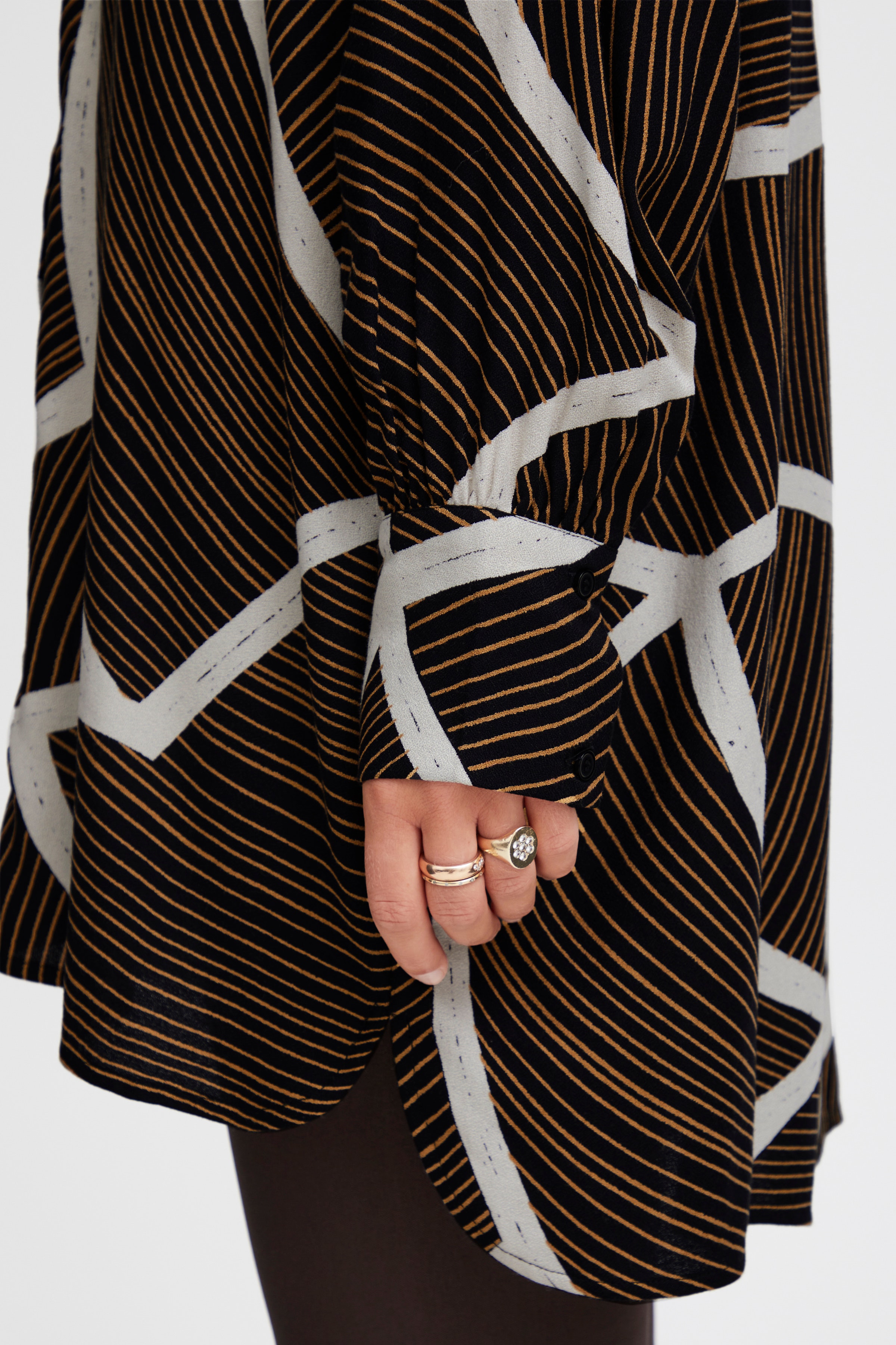 FRGITA Skjorta LOOKBOOK DETAIL 20612824-202390