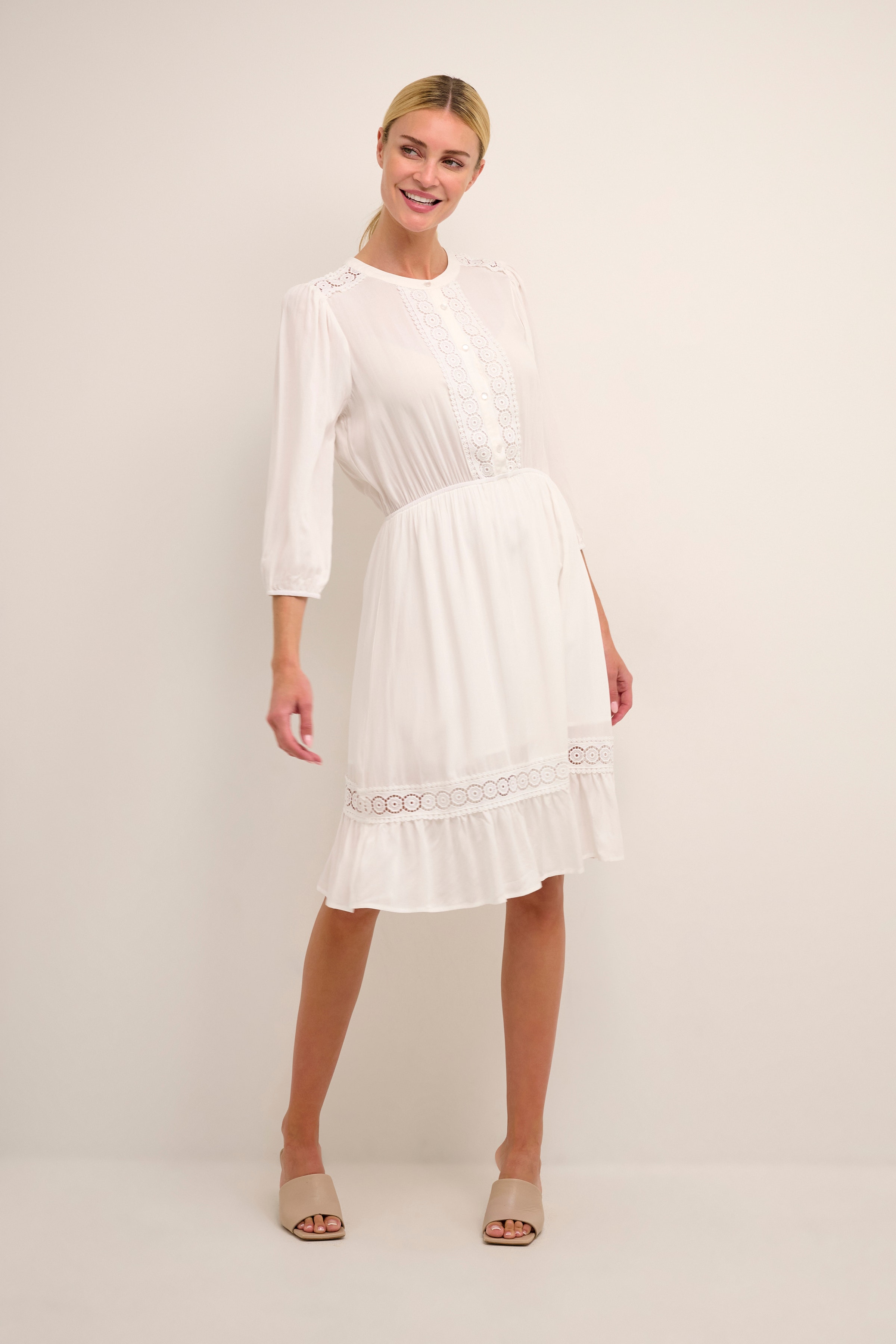 KAfreya Dress LOOKBOOK FRONT 10507544-110602