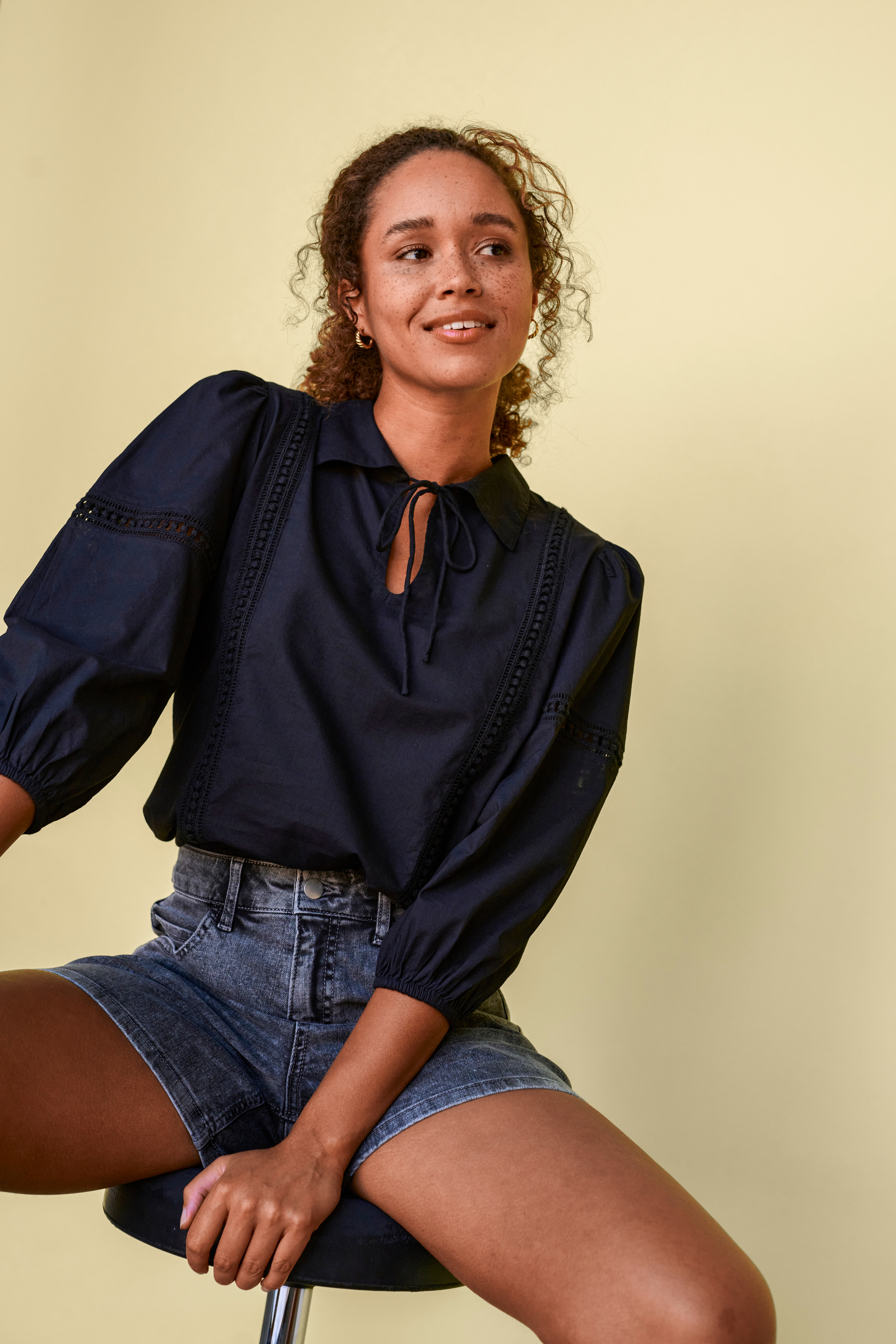 KAhannah Bluse LOCATION NONE 10507537-100121