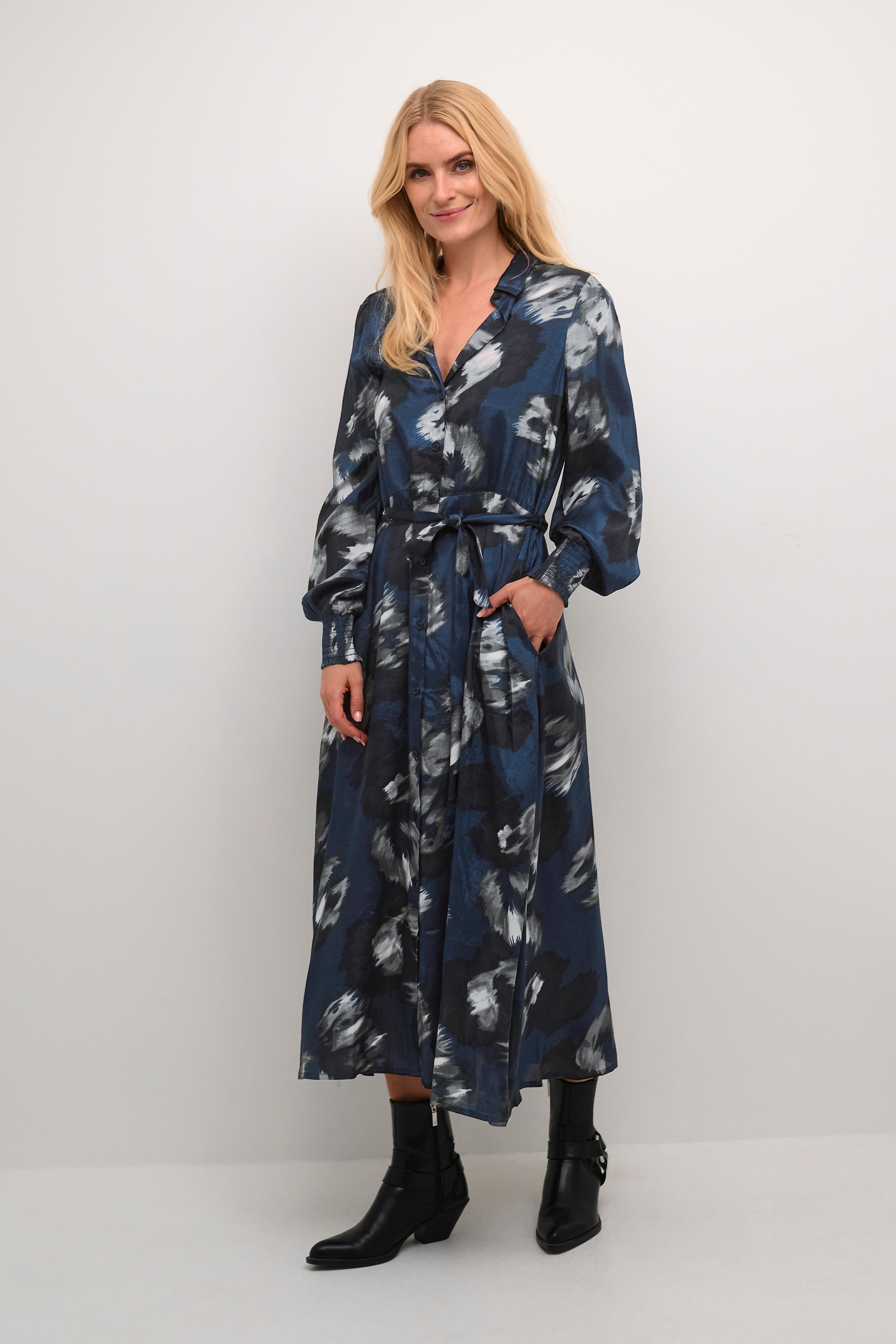 KAlouisa Dress LOOKBOOK FRONT 10507970-105456