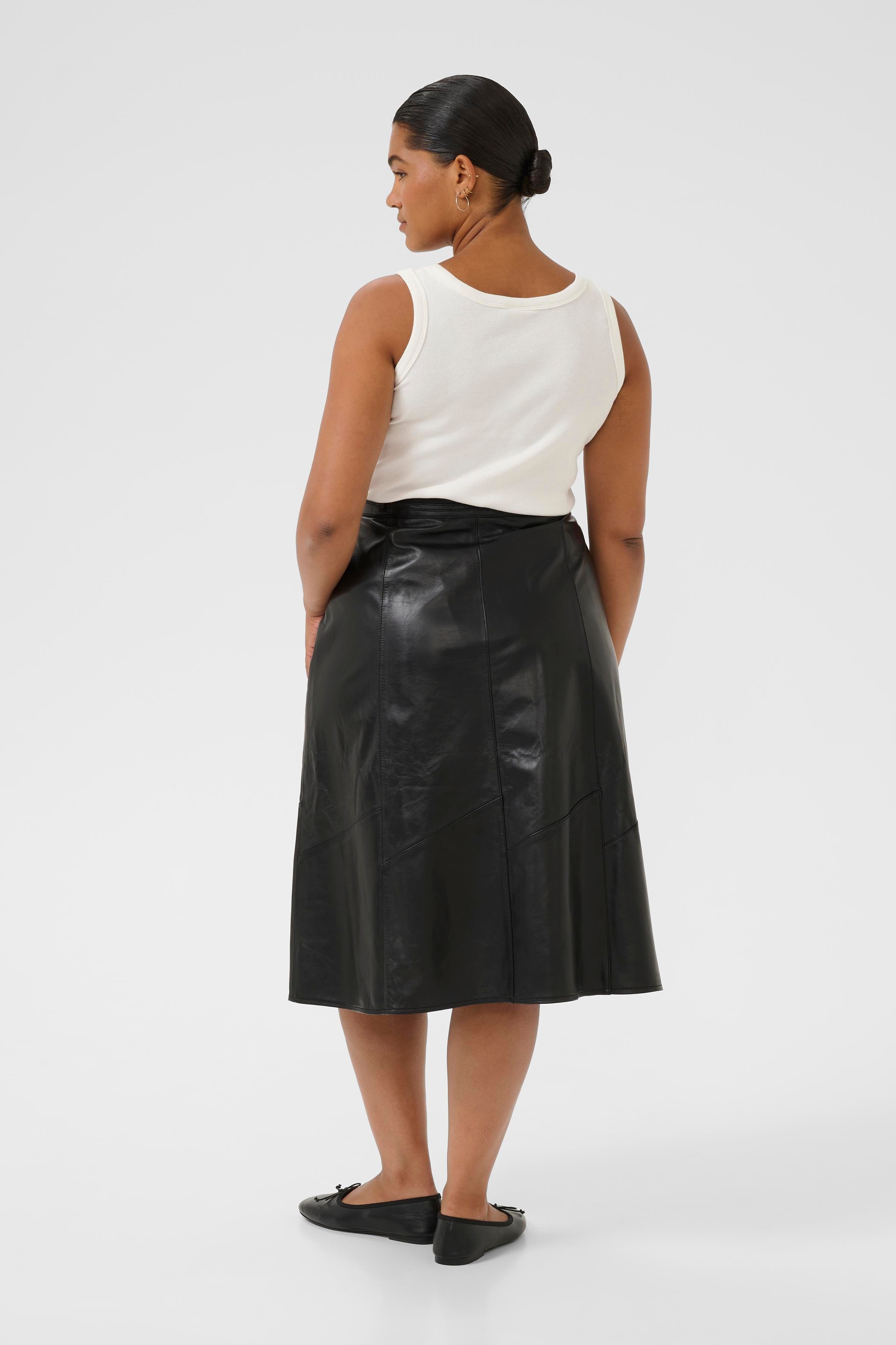 KCtera Skirt LOOKBOOK BACK 10583669-100121