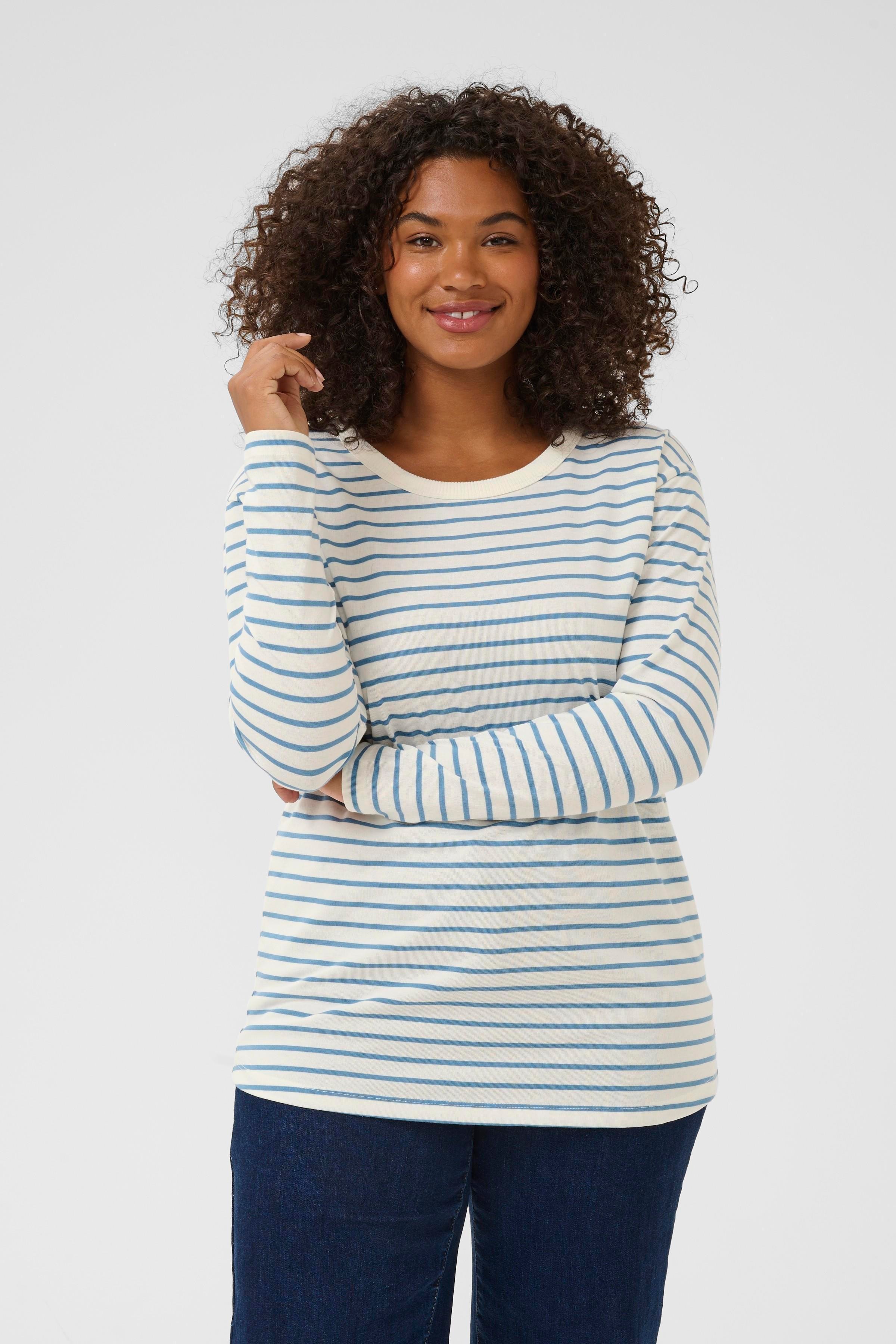 KCwinni T-shirt LOOKBOOK FRONT 10581775-108465