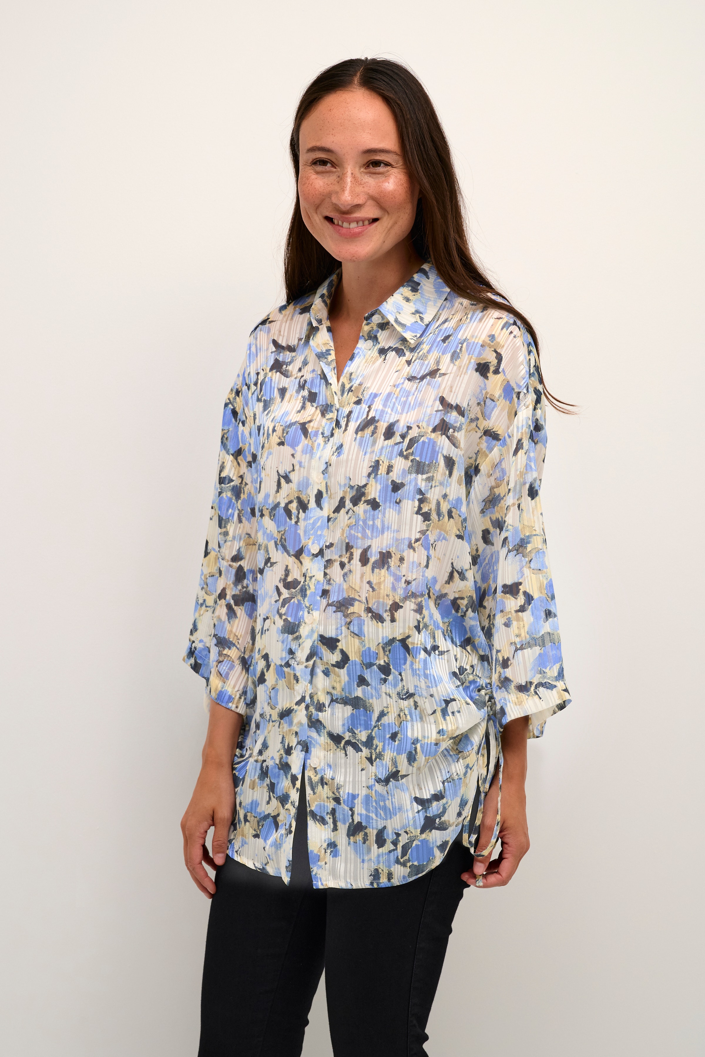 KAeva Shirt LOOKBOOK FRONT 10508334-105425