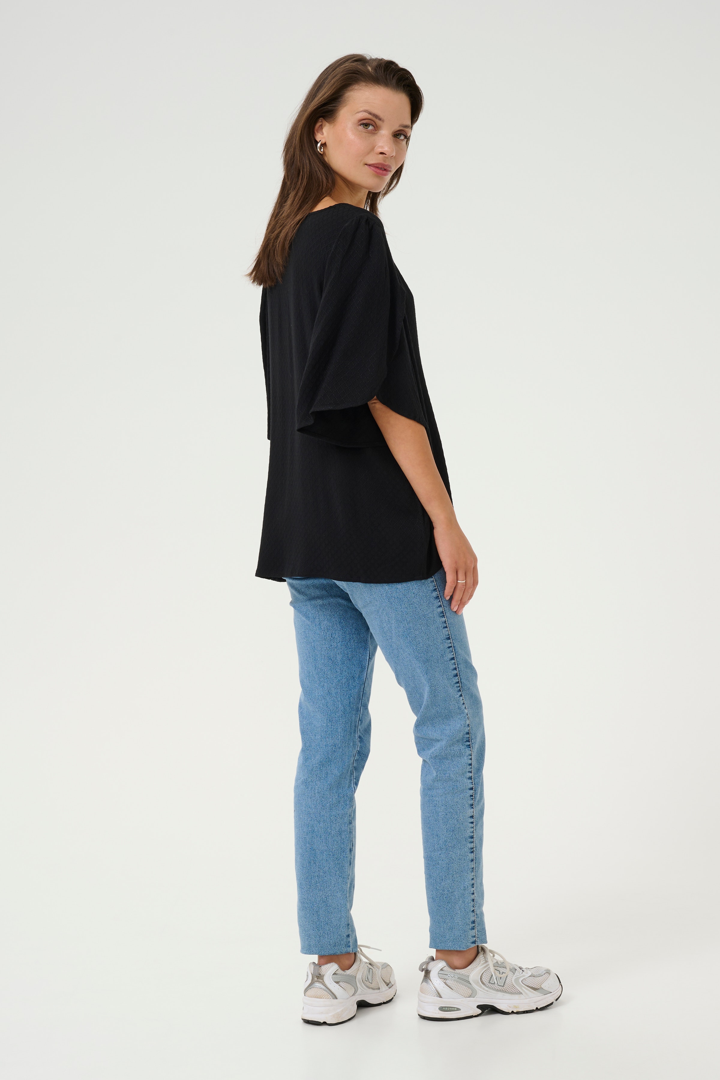 KAmona Blouse LOOKBOOK BACK 10510028-100121