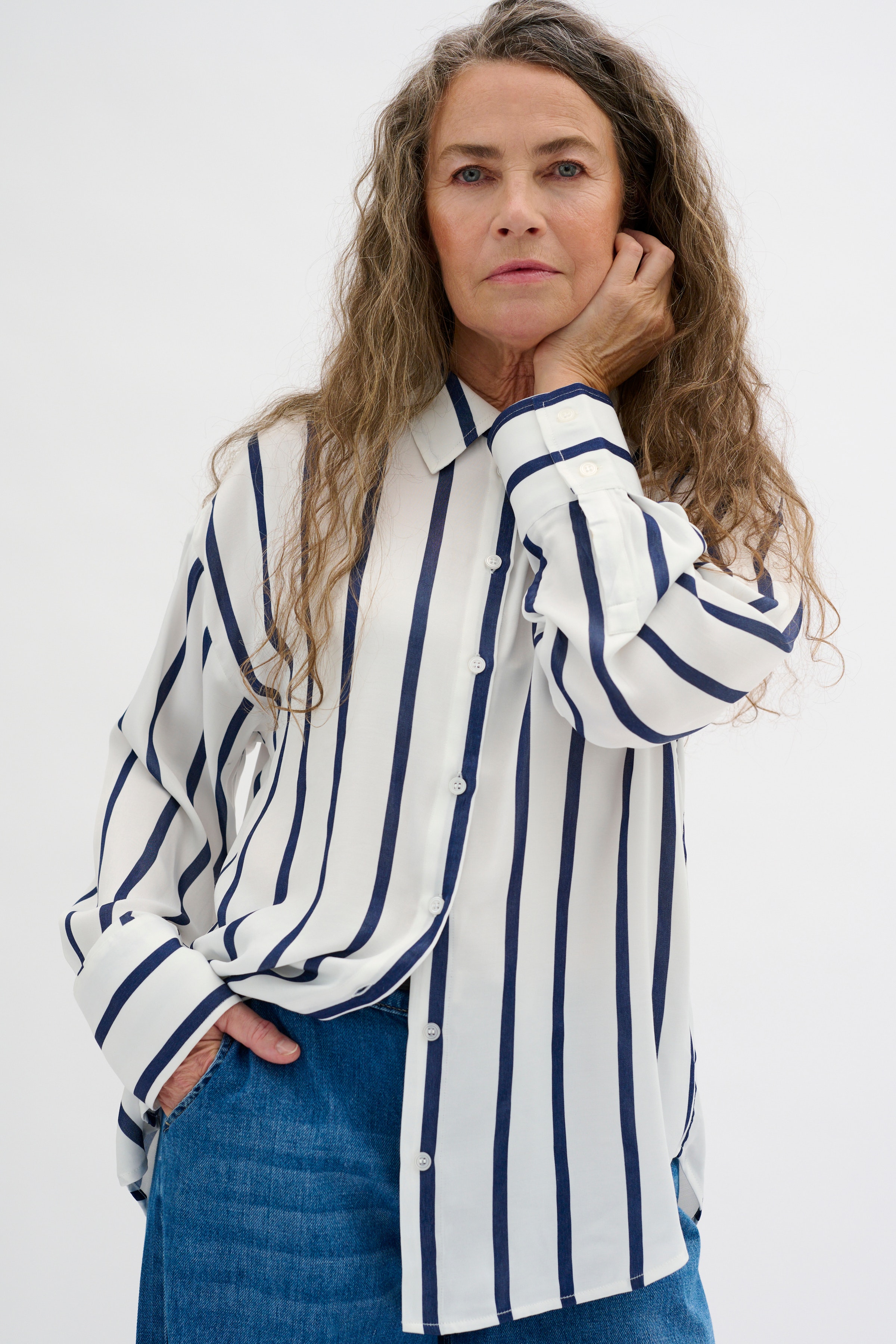 MiaMW Shirt LOOKBOOK FRONT 10704559-105564