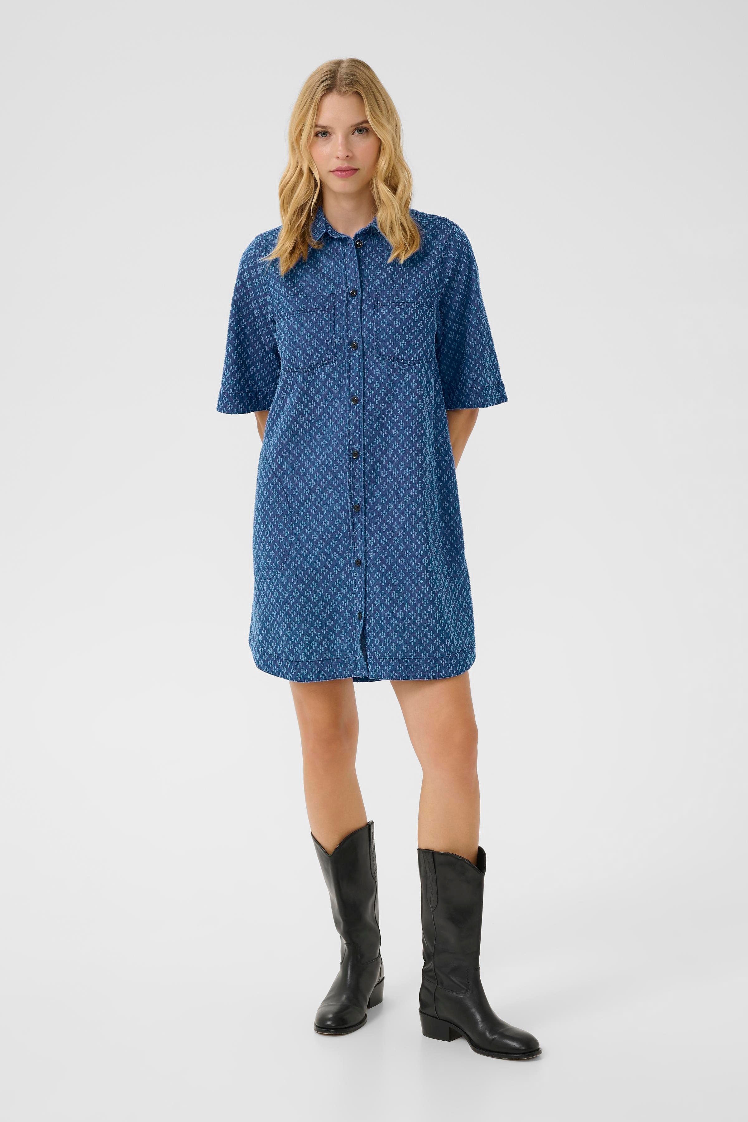 SardiaPW Klänning LOOKBOOK FRONT 30309973-304233