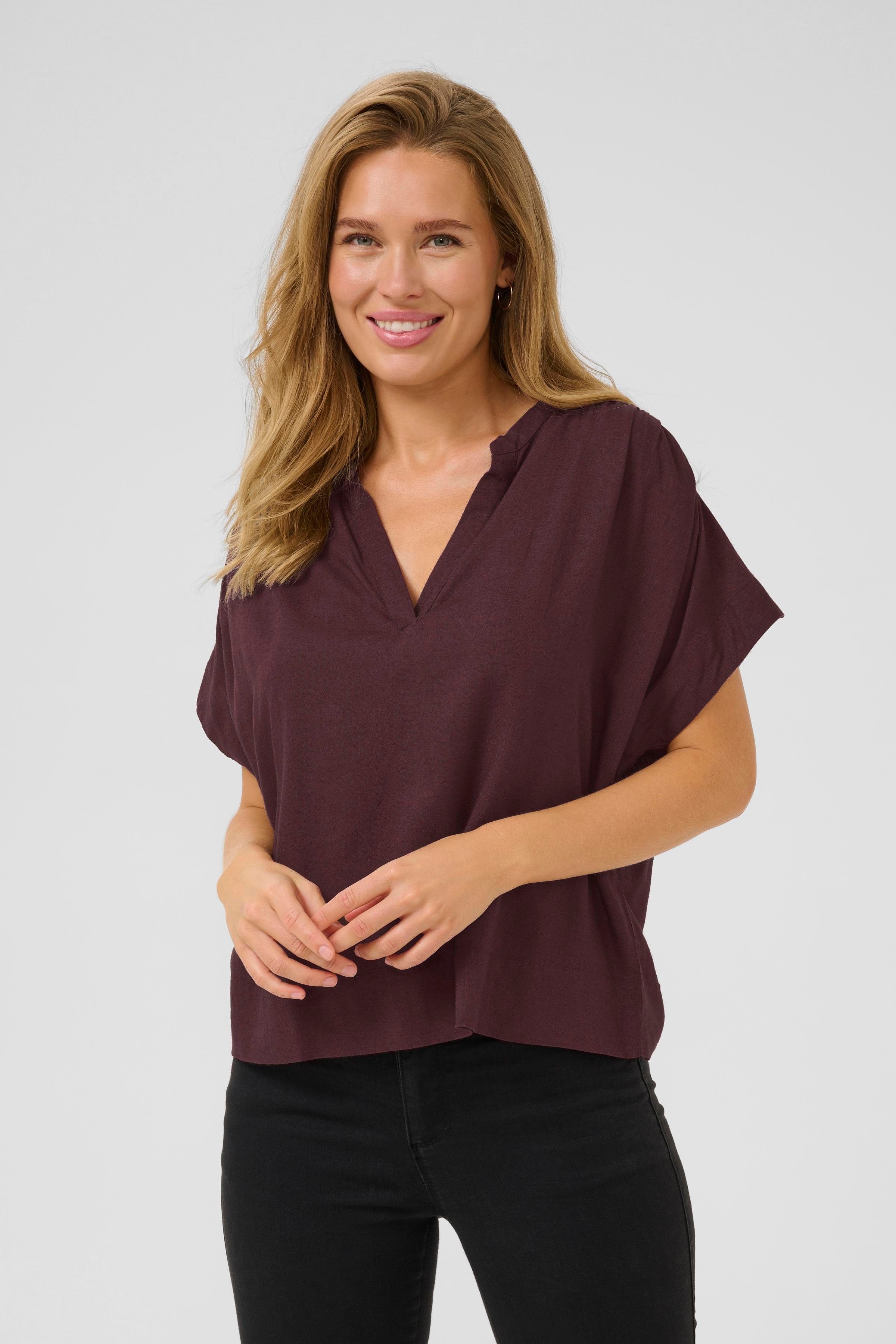 KAmilia Blus LOOKBOOK FRONT 10509670-191619