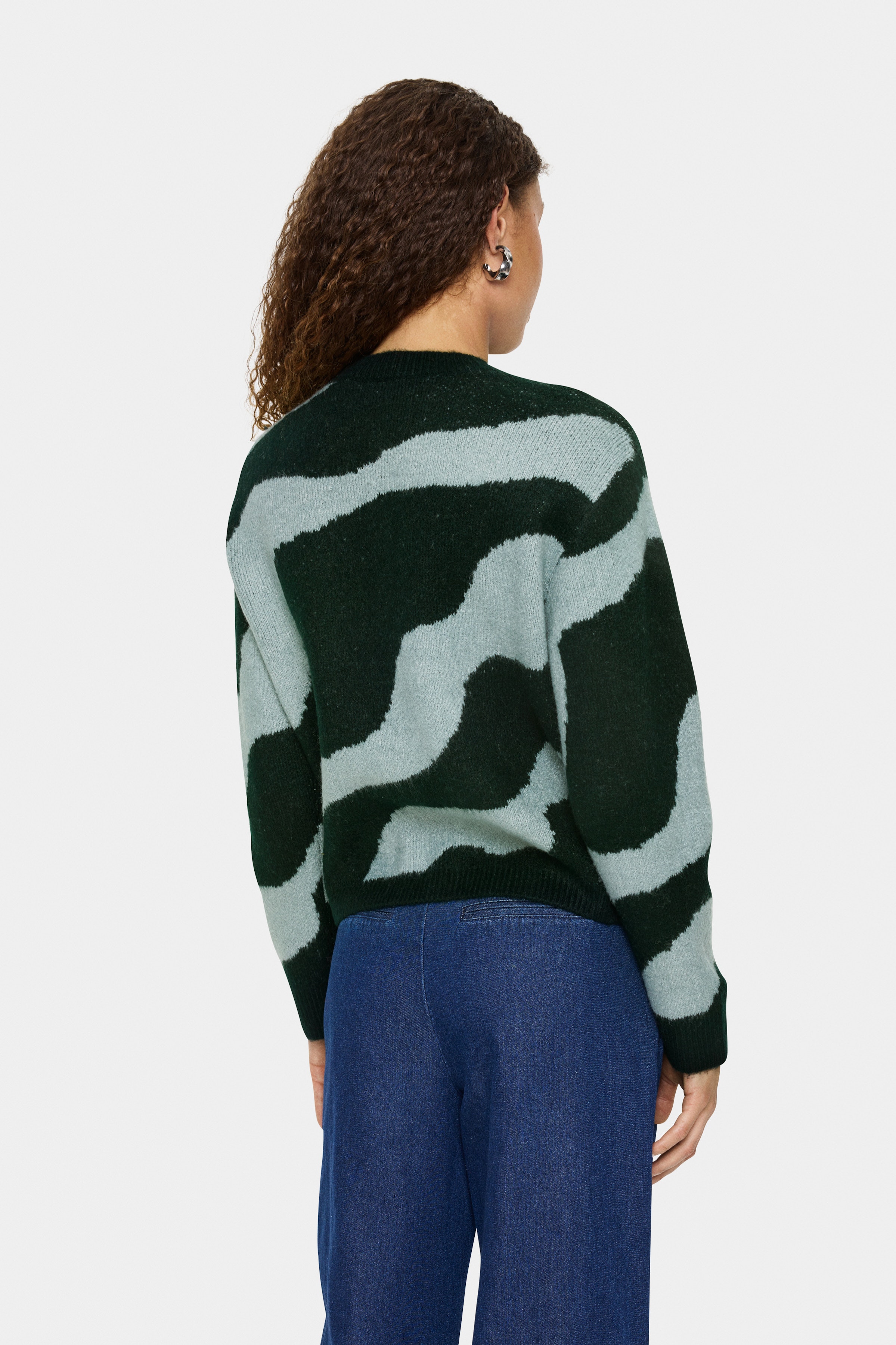 MallieSZ Cardigan LOOKBOOK BACK 30514460-195414