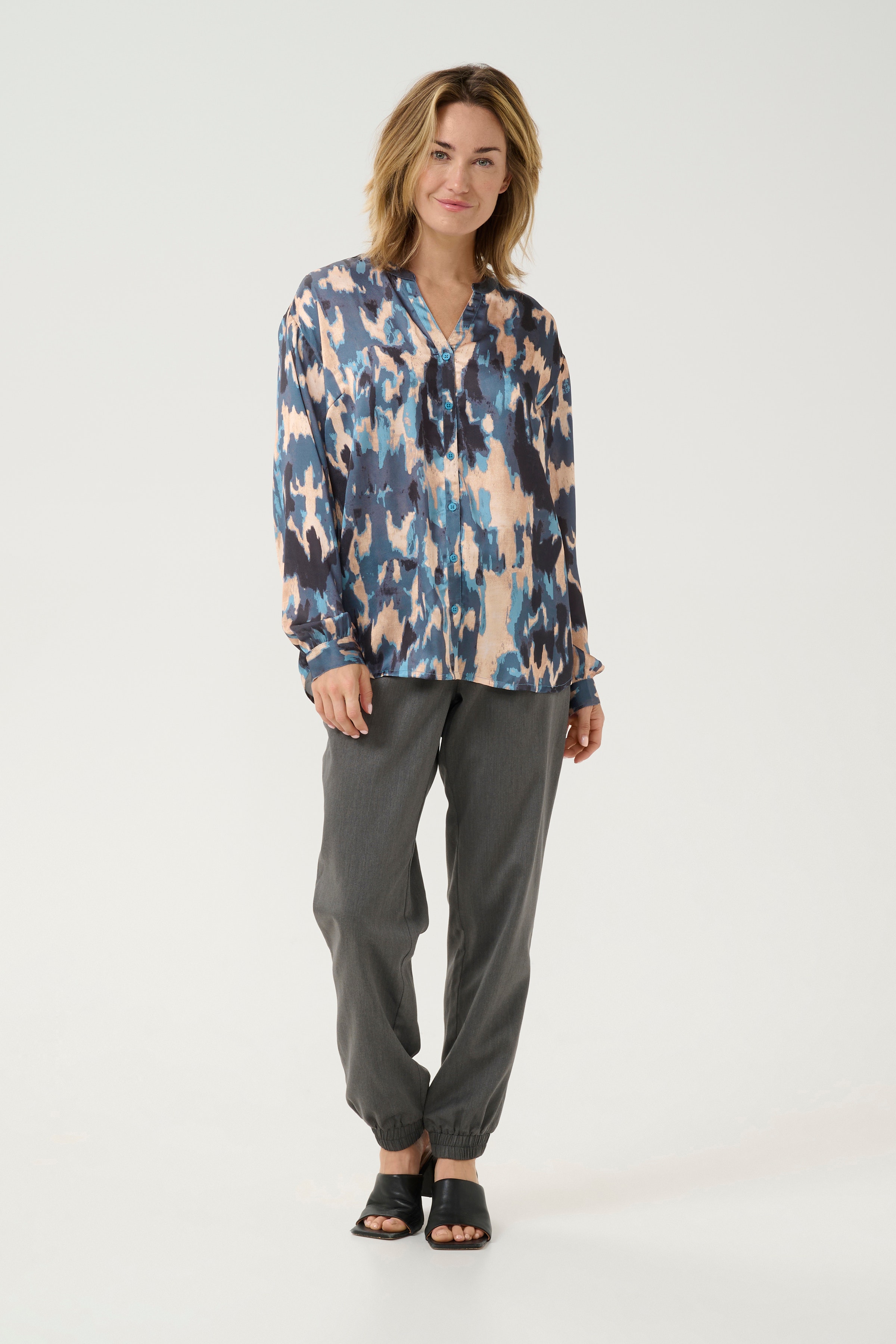 BPulla Skjorte LOOKBOOK FRONT 10590746-106722B