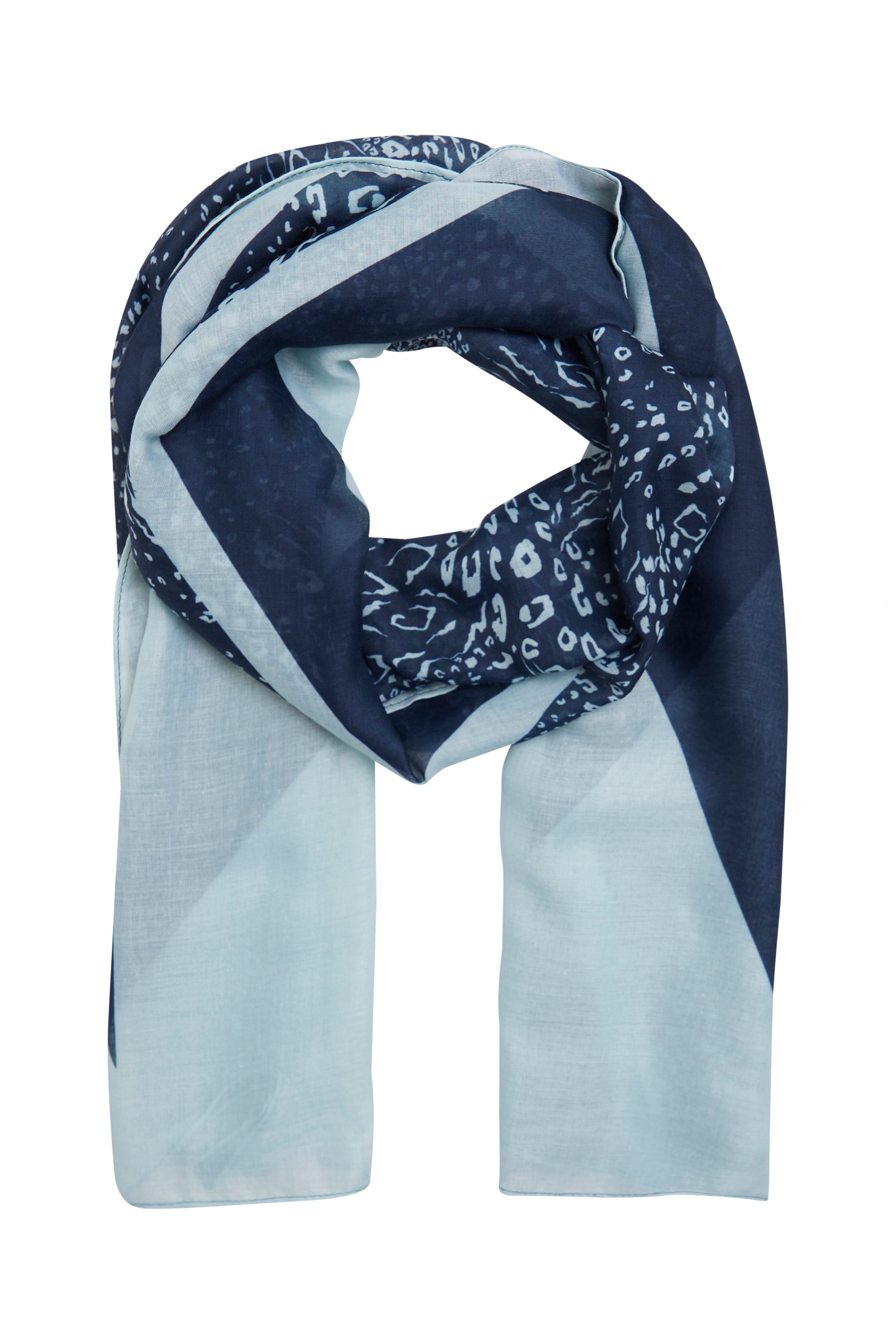 IADANCY Skjerf PACK FRONT 20120539-194010