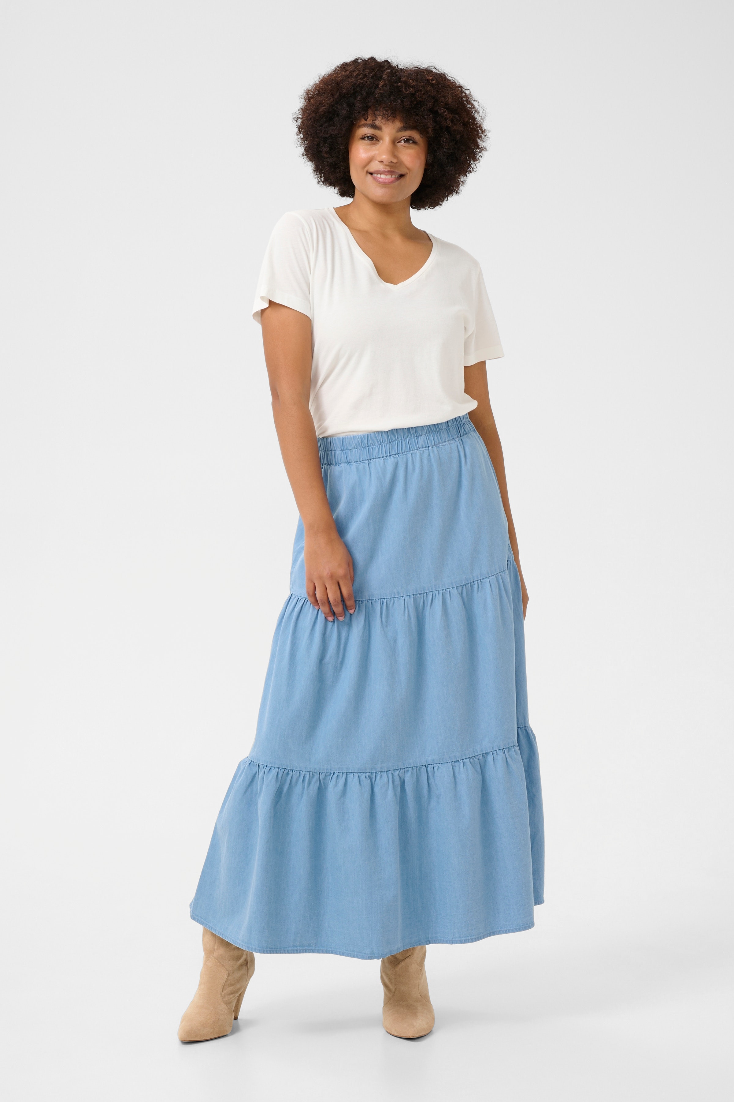 CRViola Skirt LOOKBOOK FRONT 10611144-100112