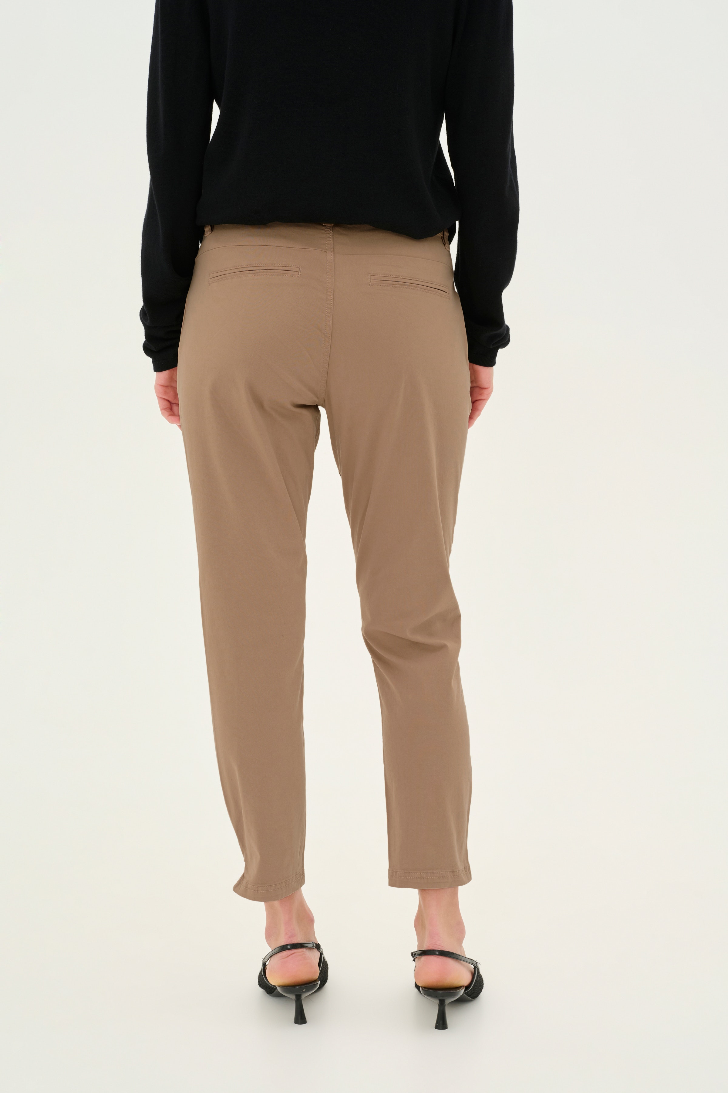 CUbrita Trousers LOOKBOOK BACK 50110329-171009