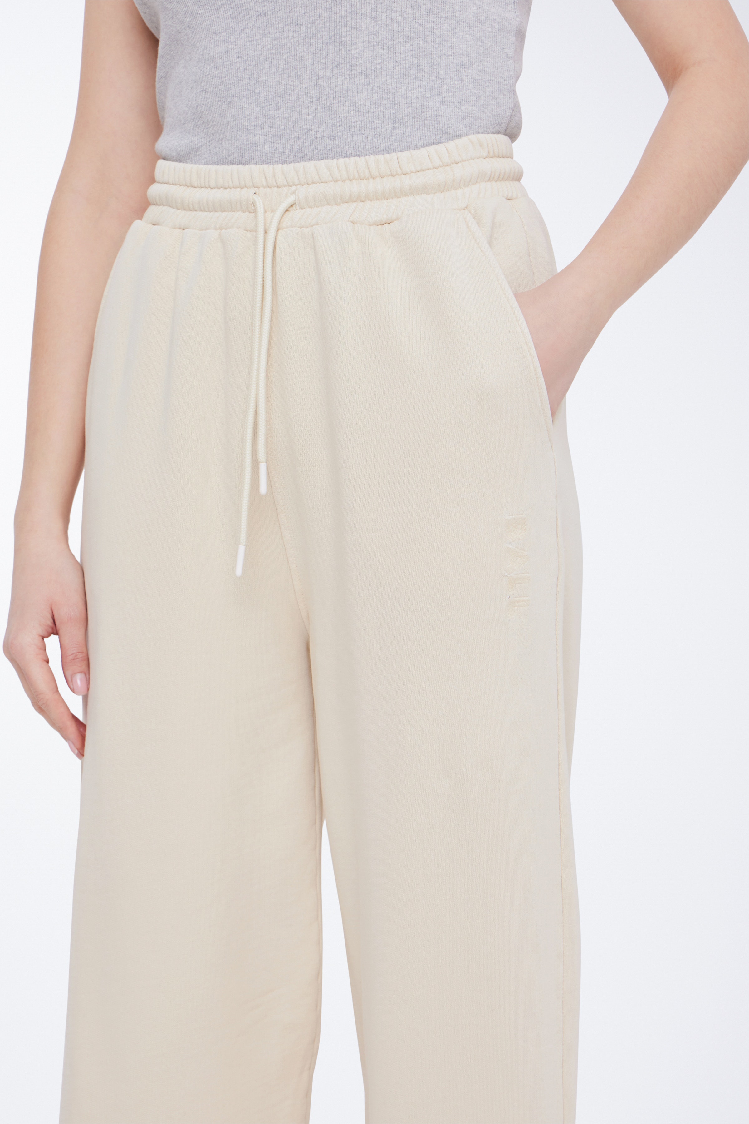 BASIMONA Trousers LOOKBOOK DETAIL 50405061-120908