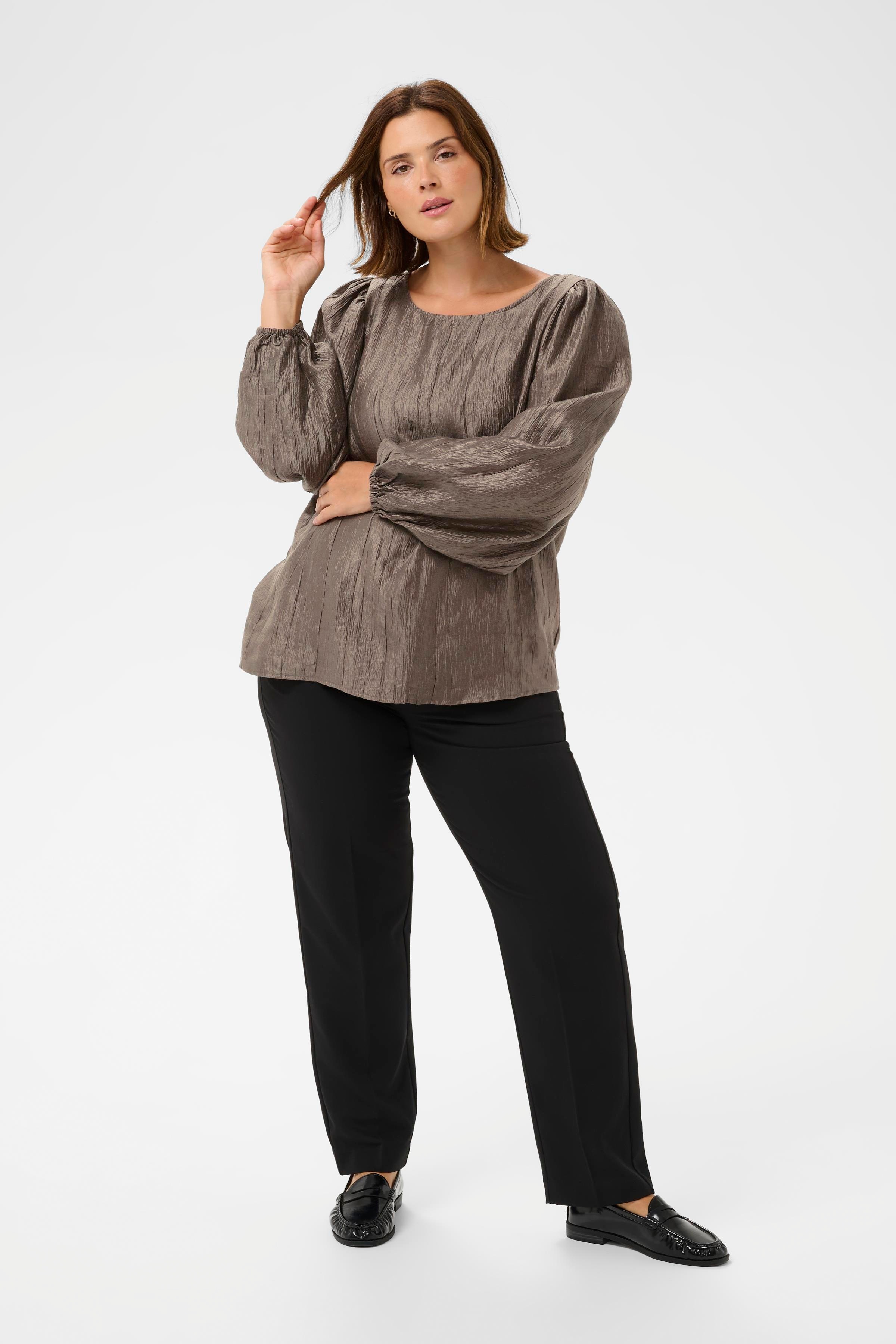 KCrizza Bluse LOOKBOOK FRONT 10583782-190808