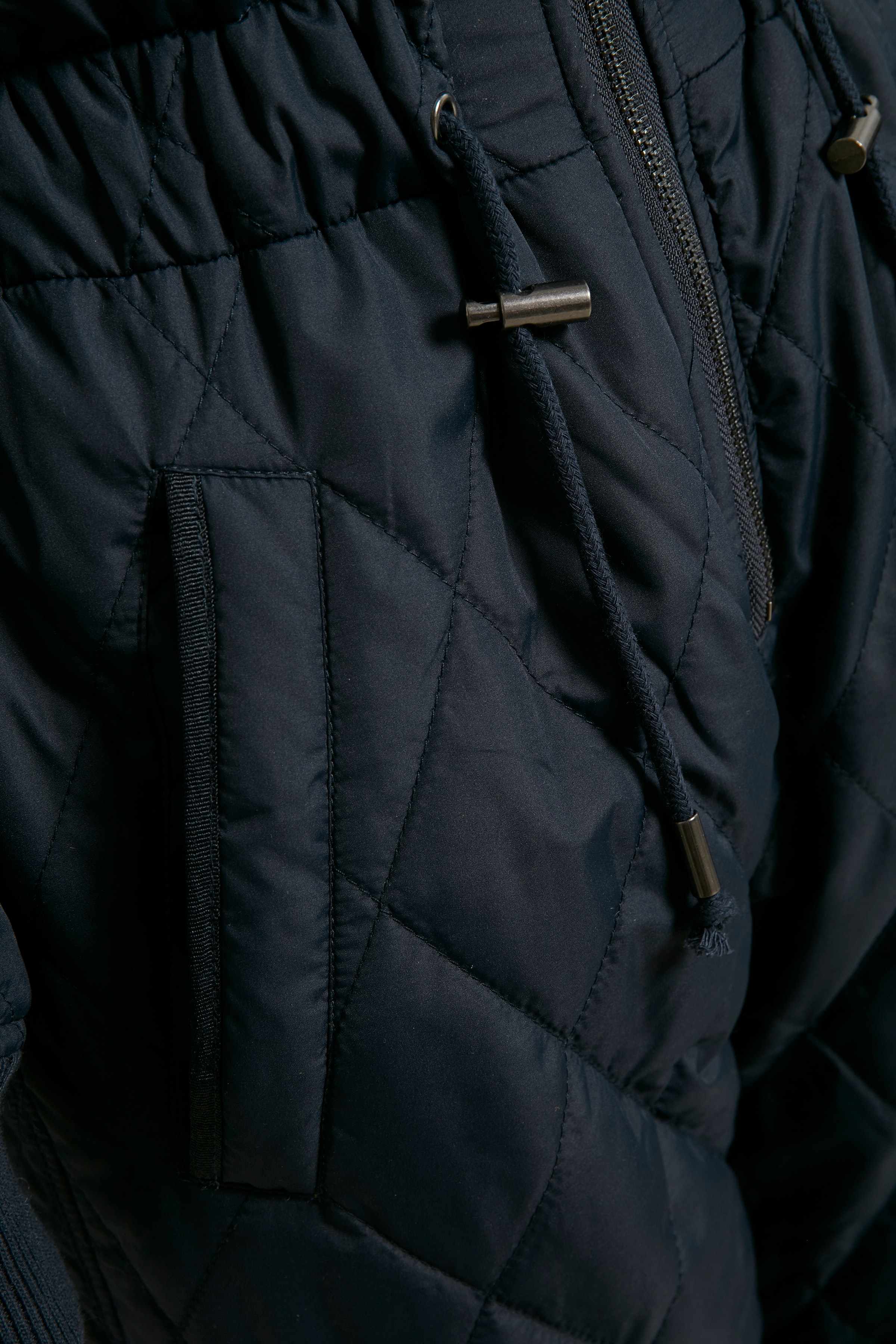 EktraIW Jumpsuit

 PACK DETAIL 30105340-10299