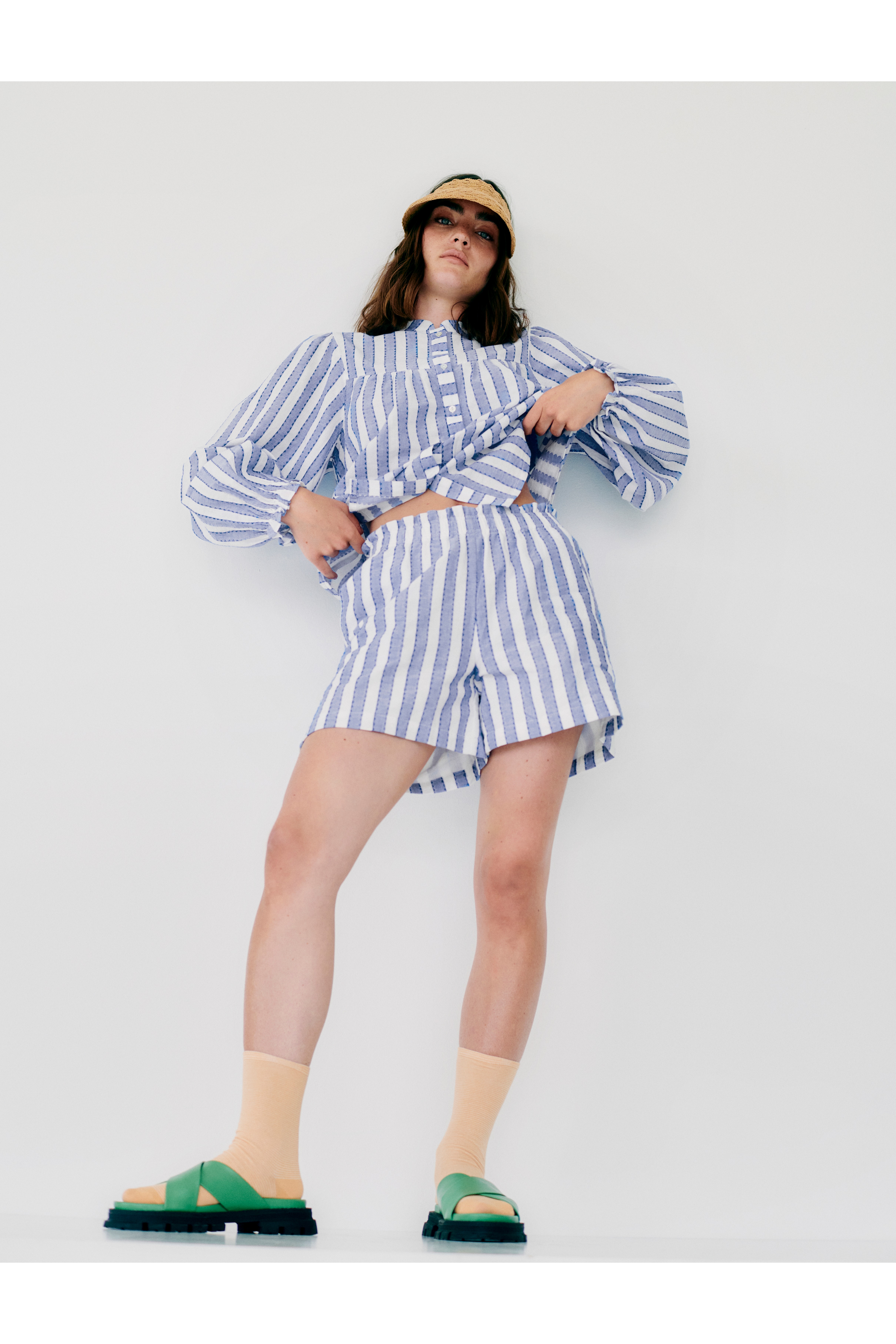 IHEZOMA Shorts LOCATION NONE 20118326-201847