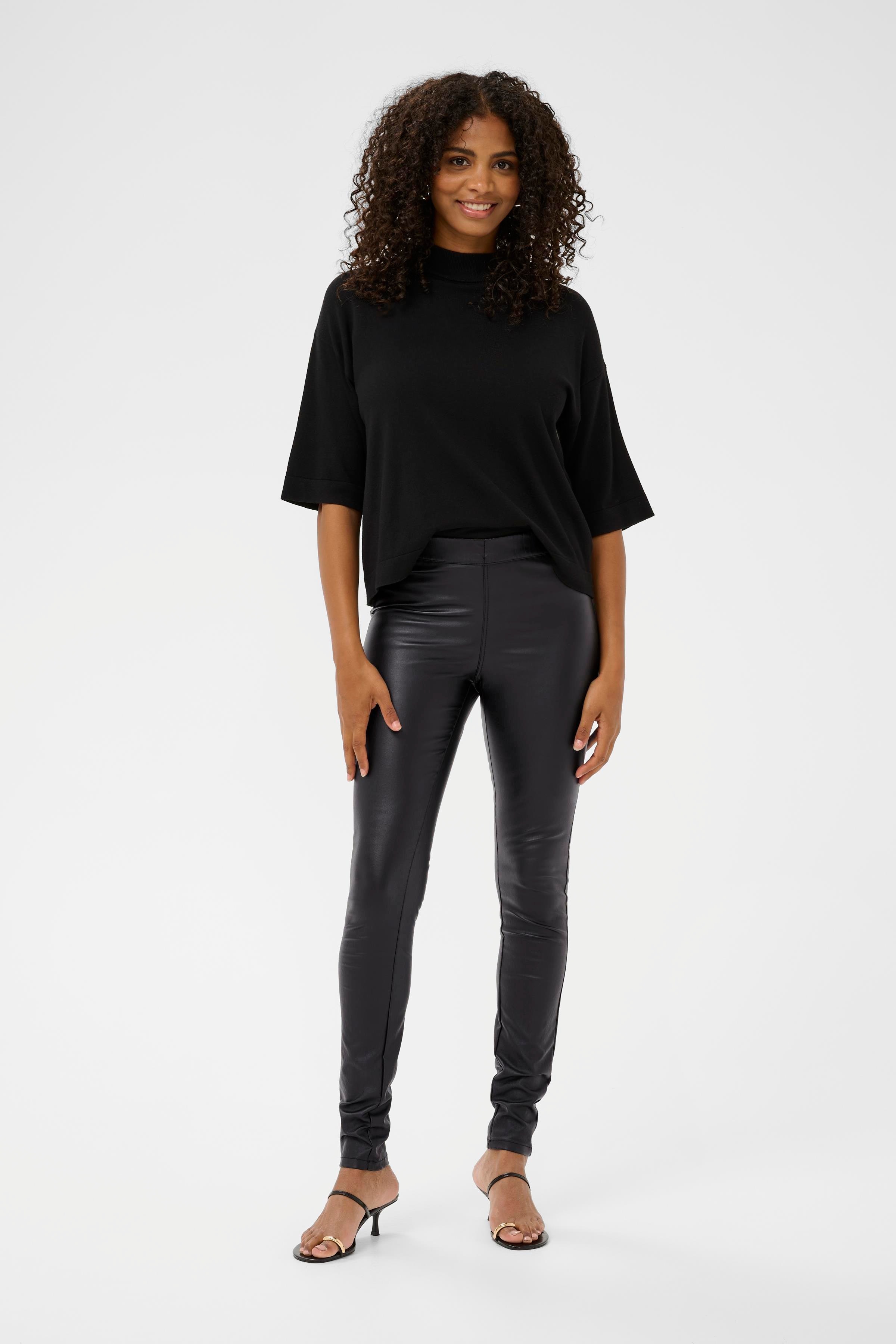 Ada Leggings LOOKBOOK FRONT 10501626-190205