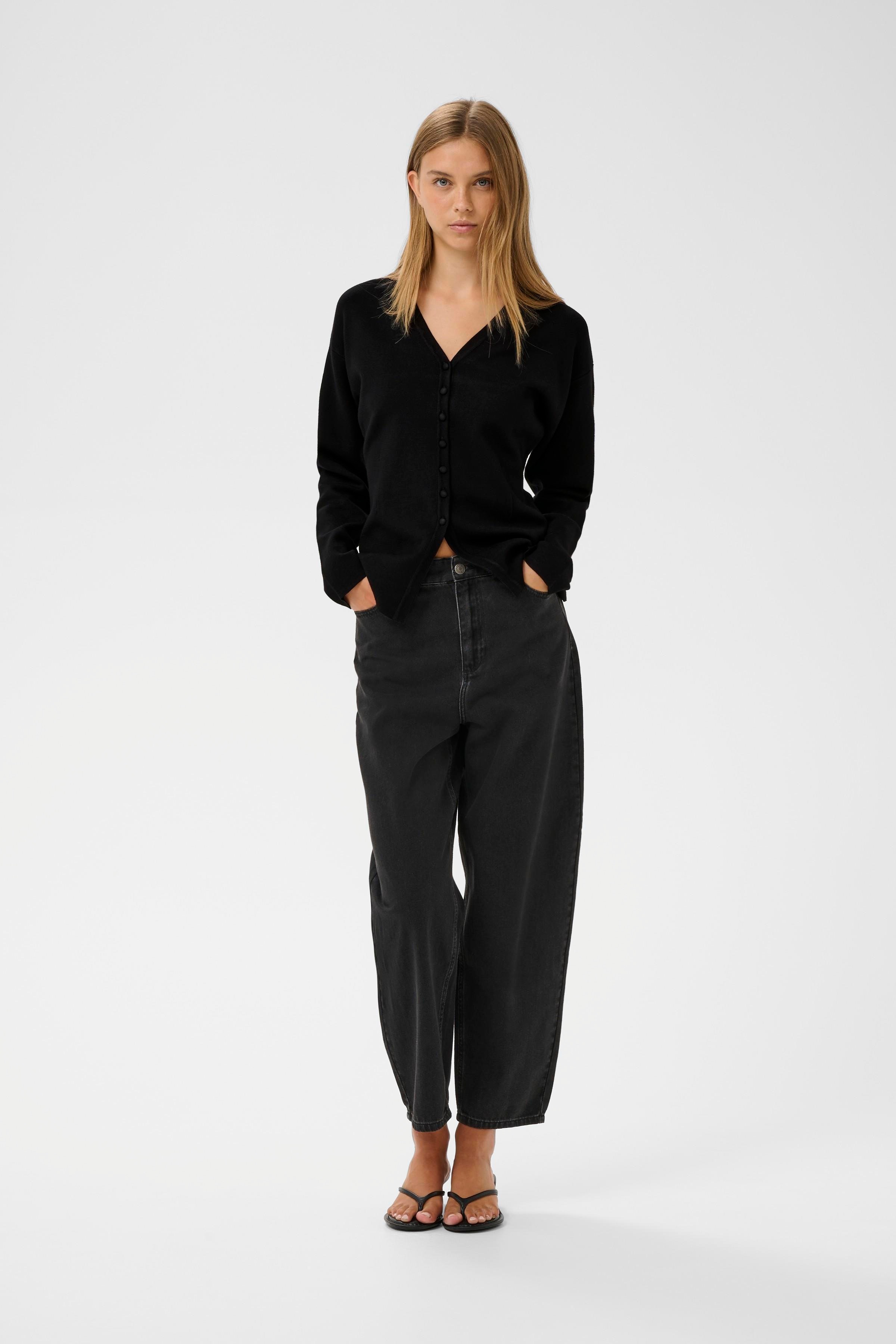 YenahIW Pullover LOOKBOOK FRONT 30111125-194008