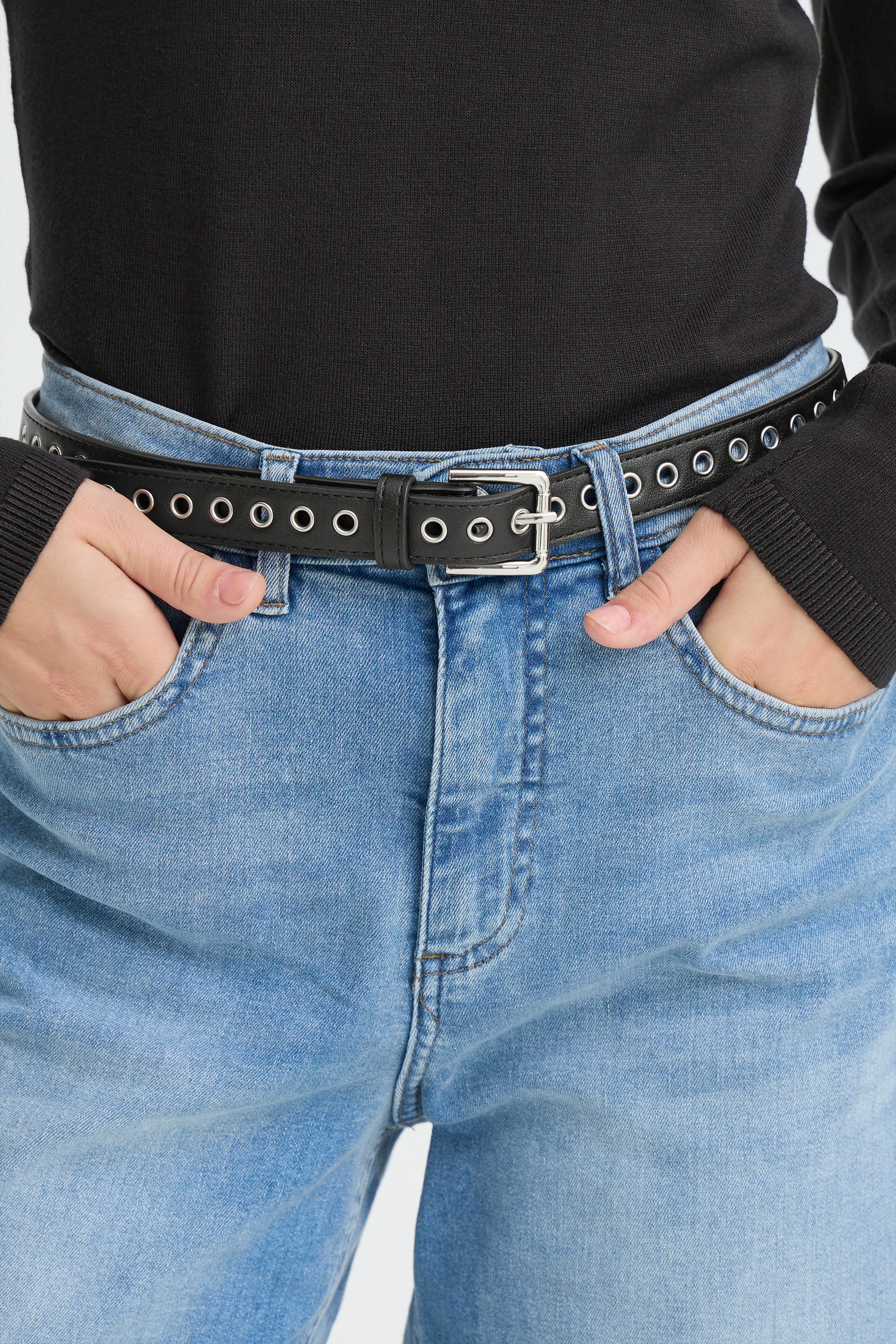 IALFRIDA Gürtel LOOKBOOK DETAIL 20125308-194008