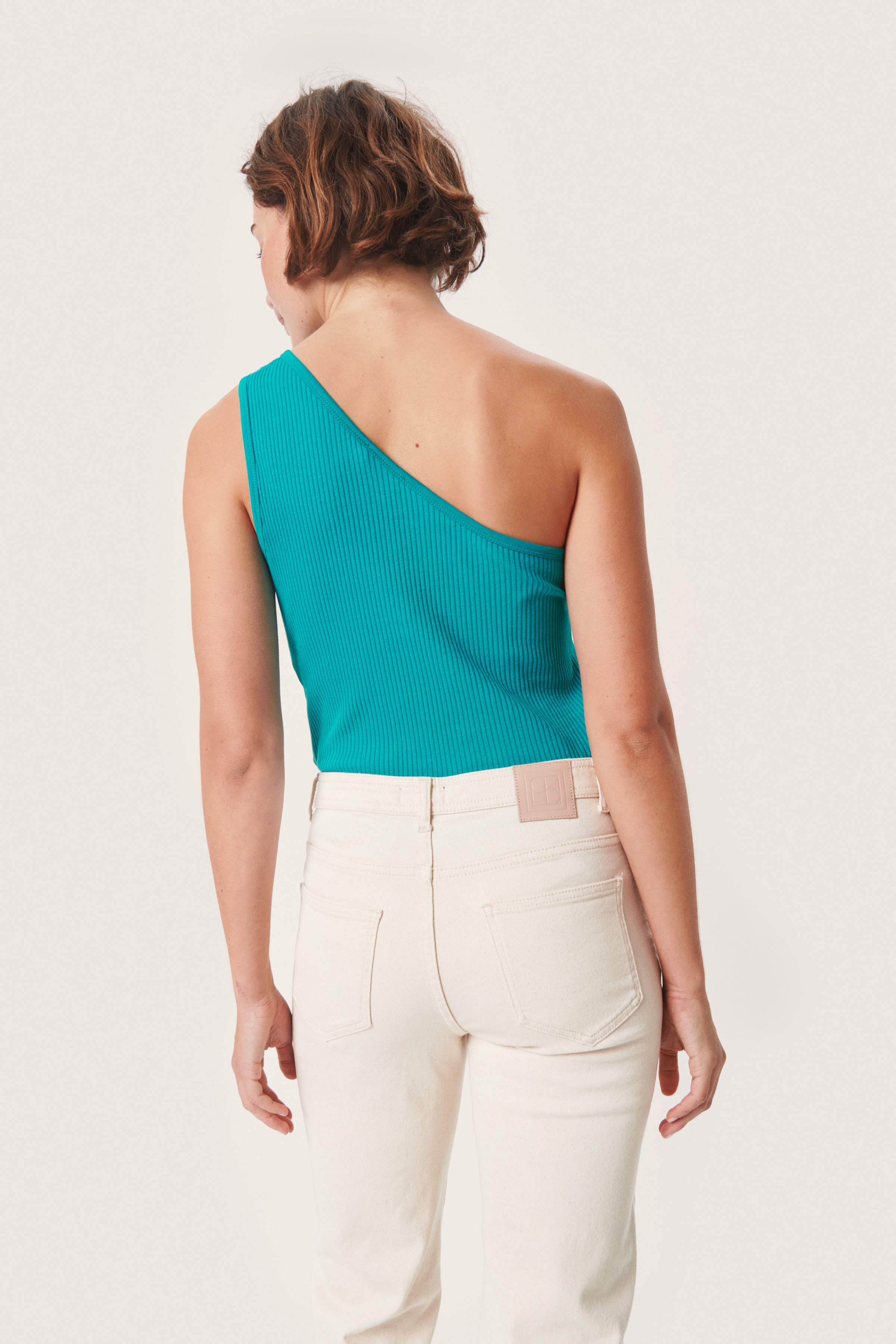 SLSimone Top LOOKBOOK BACK 30406561-184834