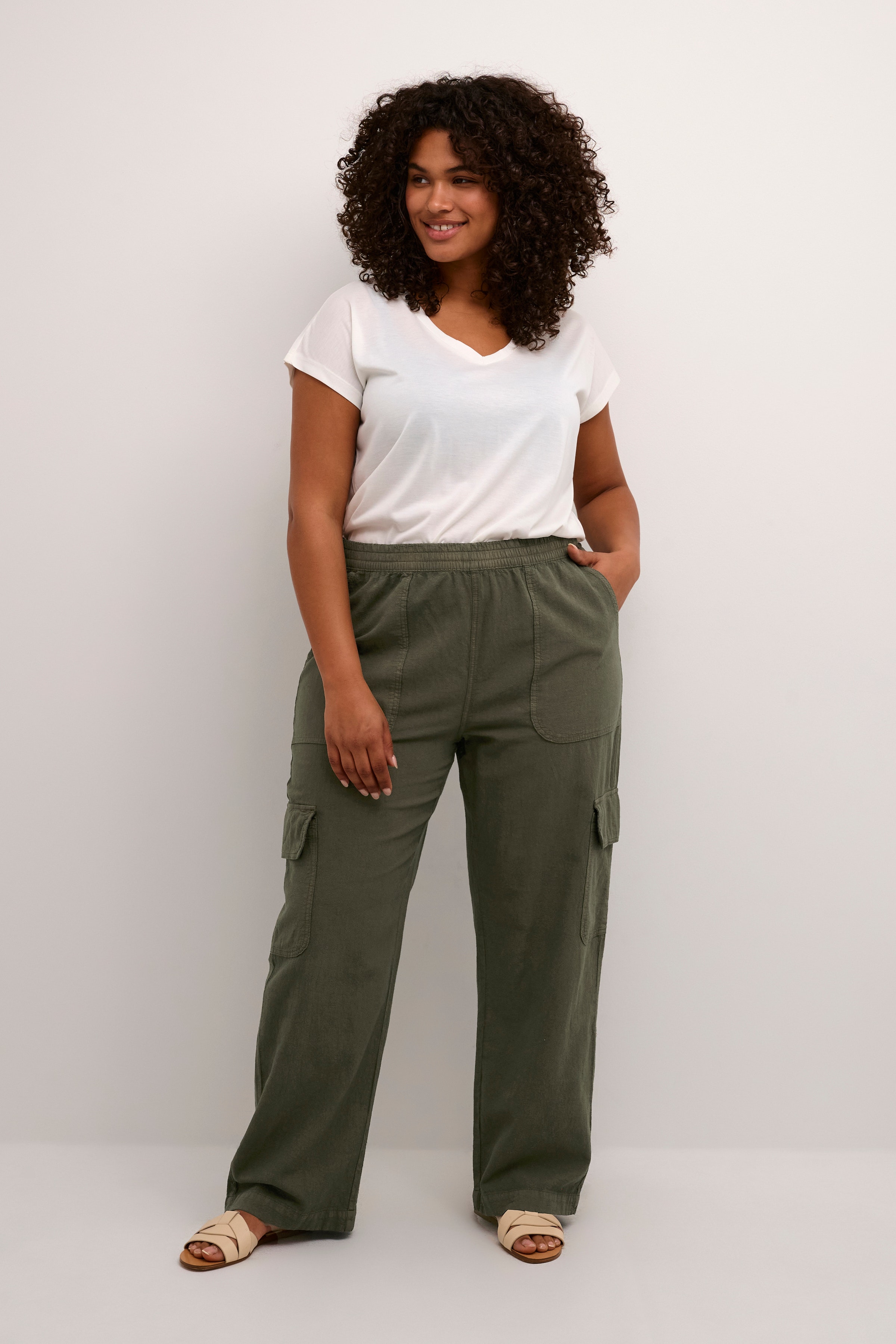 KCnana Cargo Pantalon LOOKBOOK FRONT 10582110-190511