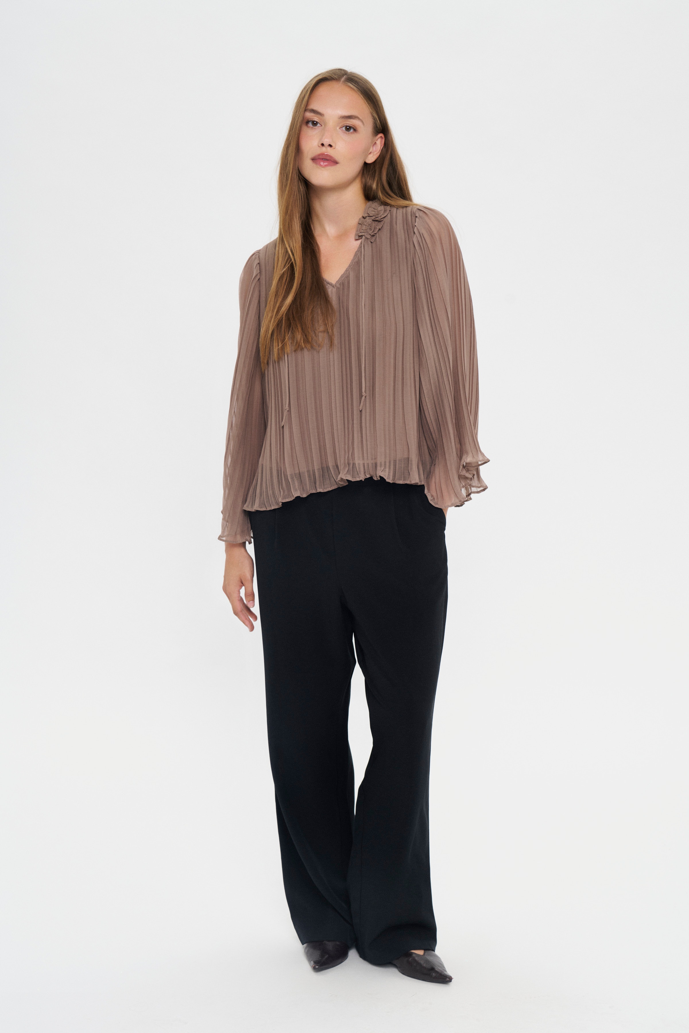 NuriSZ Blouse LOOKBOOK FRONT 30514597-171410