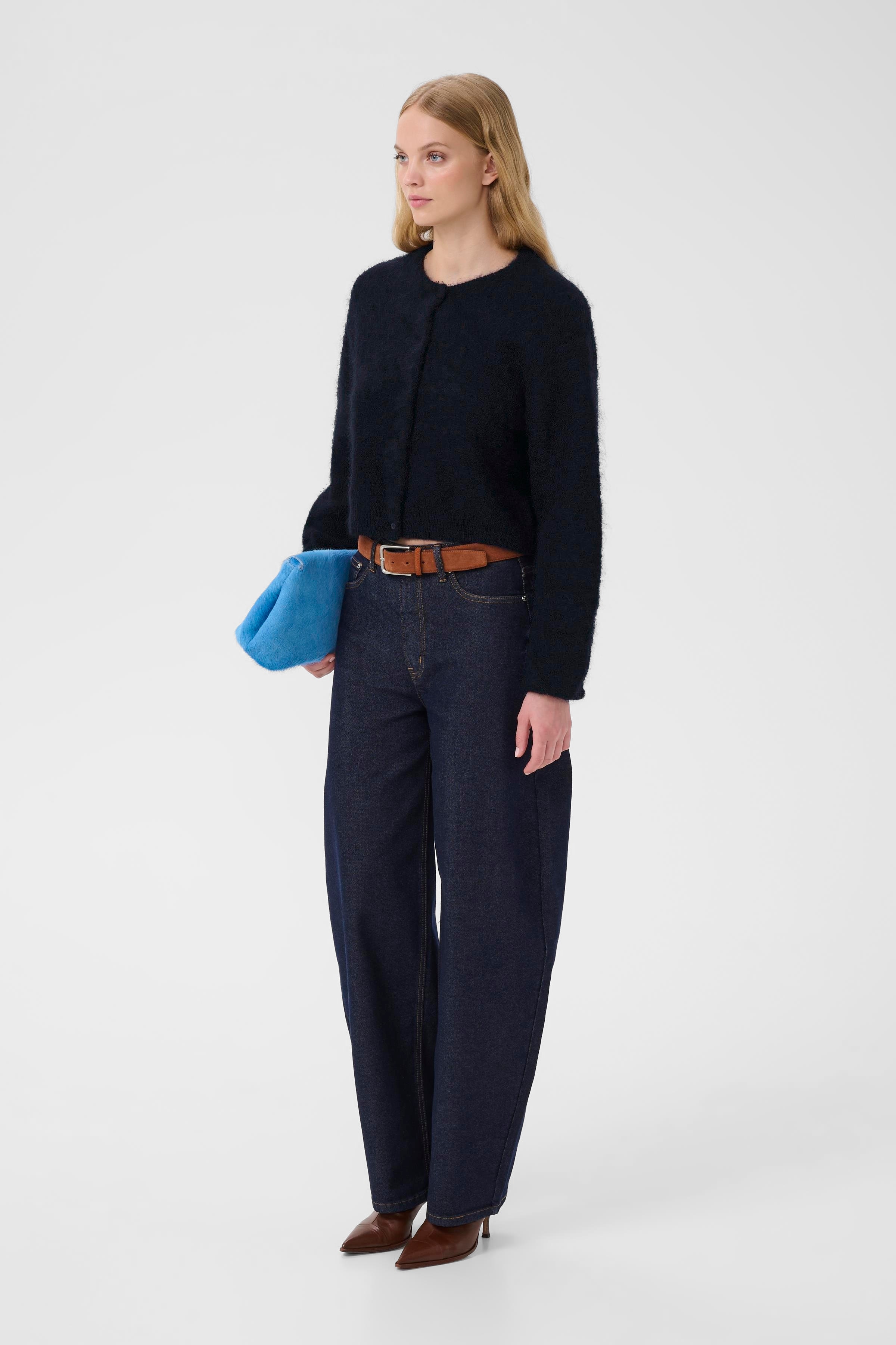 GZdebbie Cardigan LOOKBOOK FRONT 10910855-108935