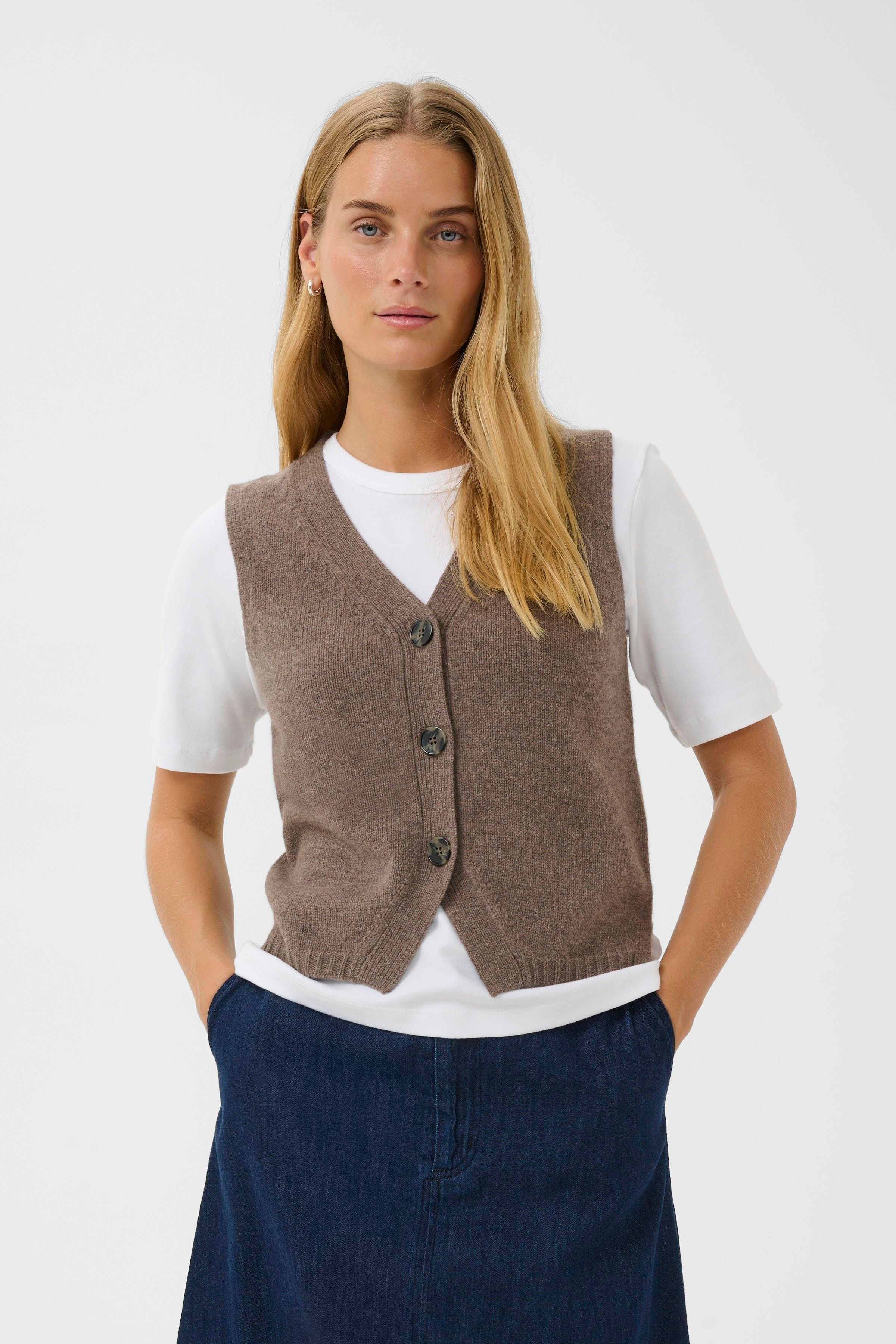 SylvaPW Waistcoat LOOKBOOK FRONT 30310052-1813041