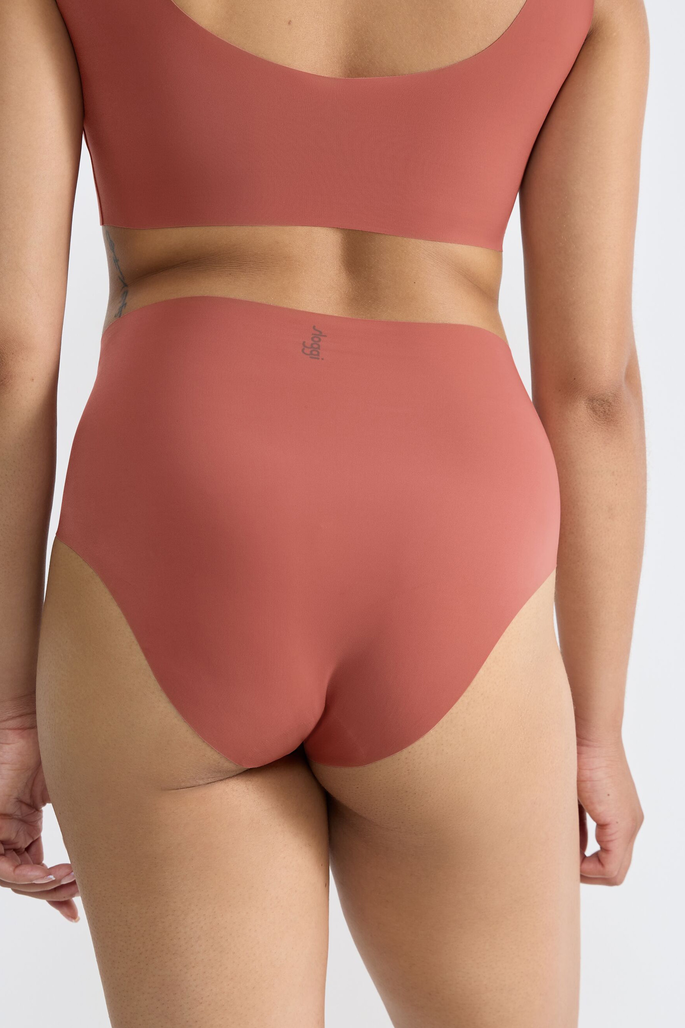 sloggiZERO-Feel Trosor LOOKBOOK BACK 40551610-400857
