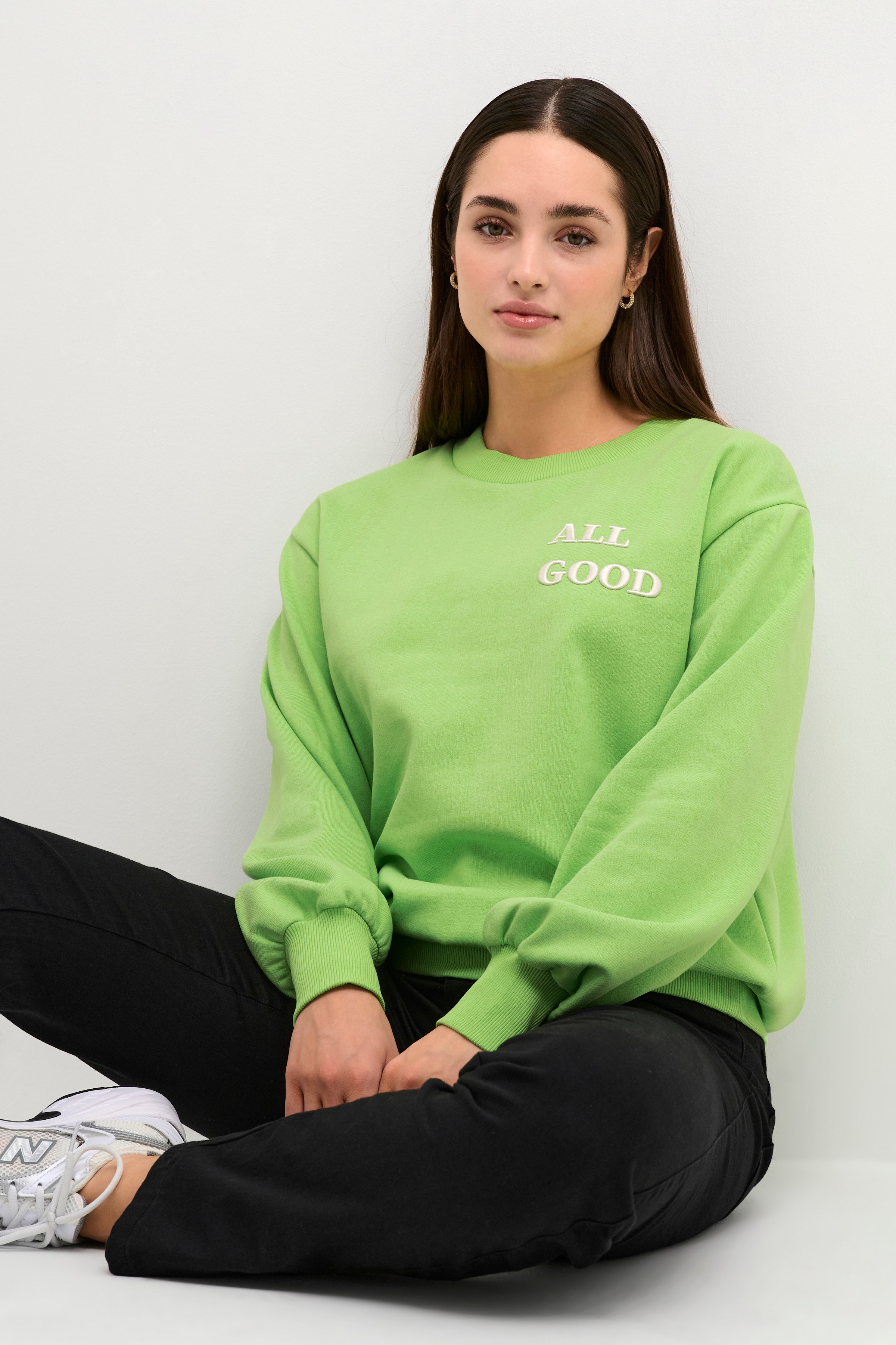 KAjules Sweatshirt LOOKBOOK DETAIL 10552198-140232